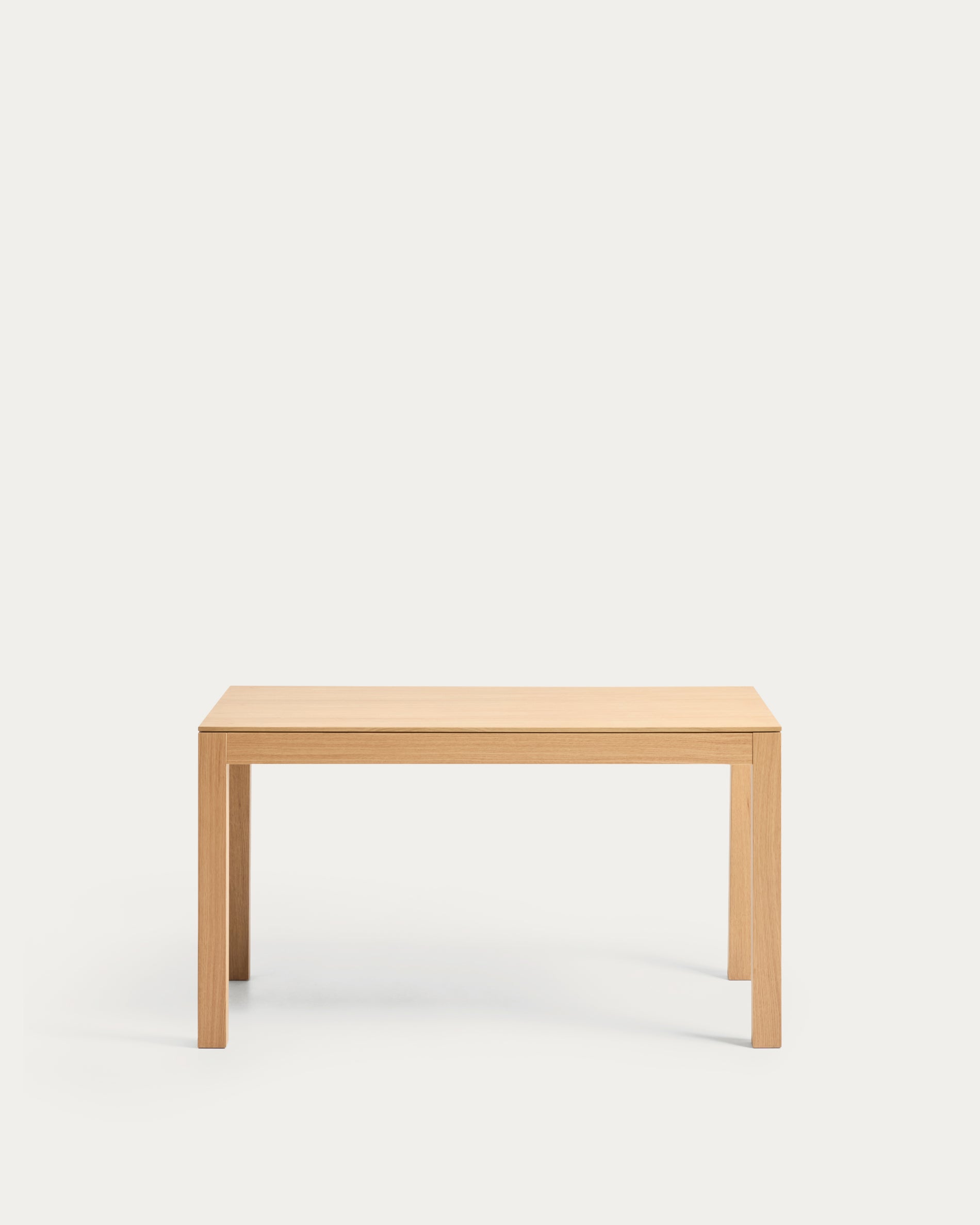 Ausziehtisch Narevi aus Eichenfurnier mit naturfarbenem Finish 170 (230) x 80 cm in Braun präsentiert im Onlineshop von KAQTU Design AG. Esstisch ist von Kave Home
