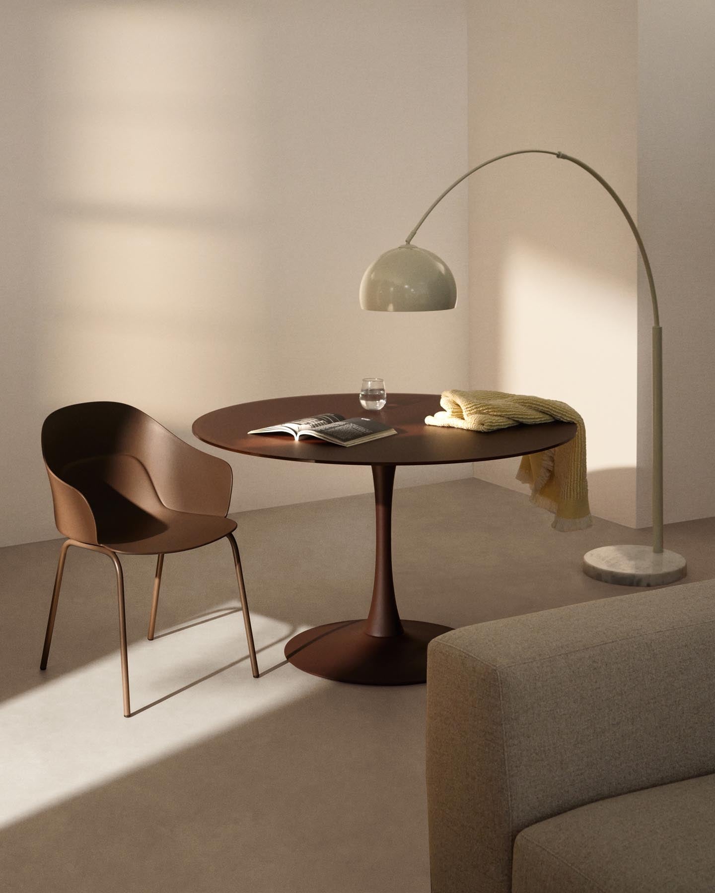 Runder Tisch Vedira aus Glas und braunem Stahl Ø 120 cm in Dunkelbraun präsentiert im Onlineshop von KAQTU Design AG. Esstisch ist von Kave Home