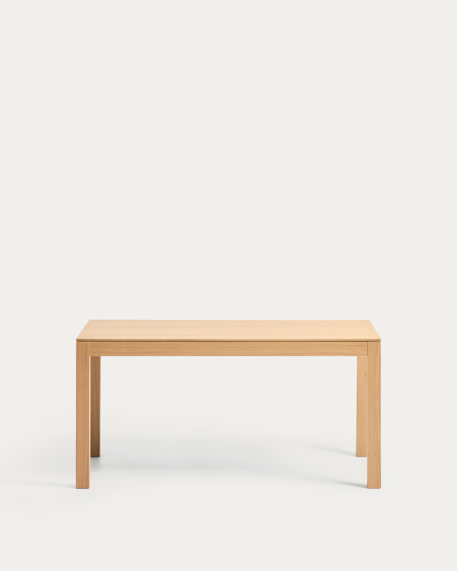 Ausziehtisch Narevi aus Eichenfurnier mit naturfarbenem Finish 210 (270) x 100 cm in Braun präsentiert im Onlineshop von KAQTU Design AG. Esstisch ist von Kave Home