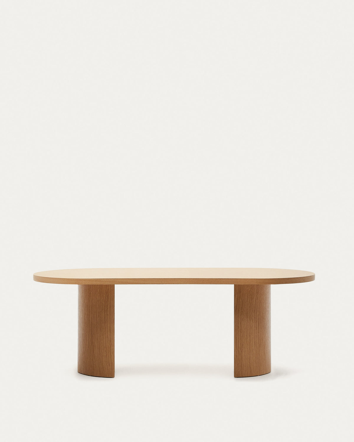 Nealy Tisch aus Eichenfurnier mit naturfarbenem Finish 200 x 100 cm in Natur präsentiert im Onlineshop von KAQTU Design AG. Esstisch ist von Kave Home