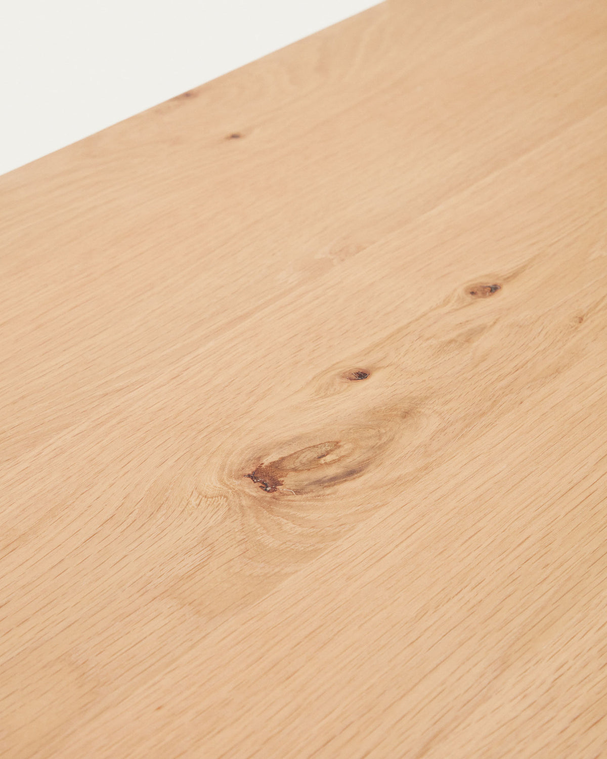 Yain Ausziehtisch aus Eichenfurnier und massiver Eiche 160 (220) x 80 cm in Natur präsentiert im Onlineshop von KAQTU Design AG. Esstisch ist von Kave Home