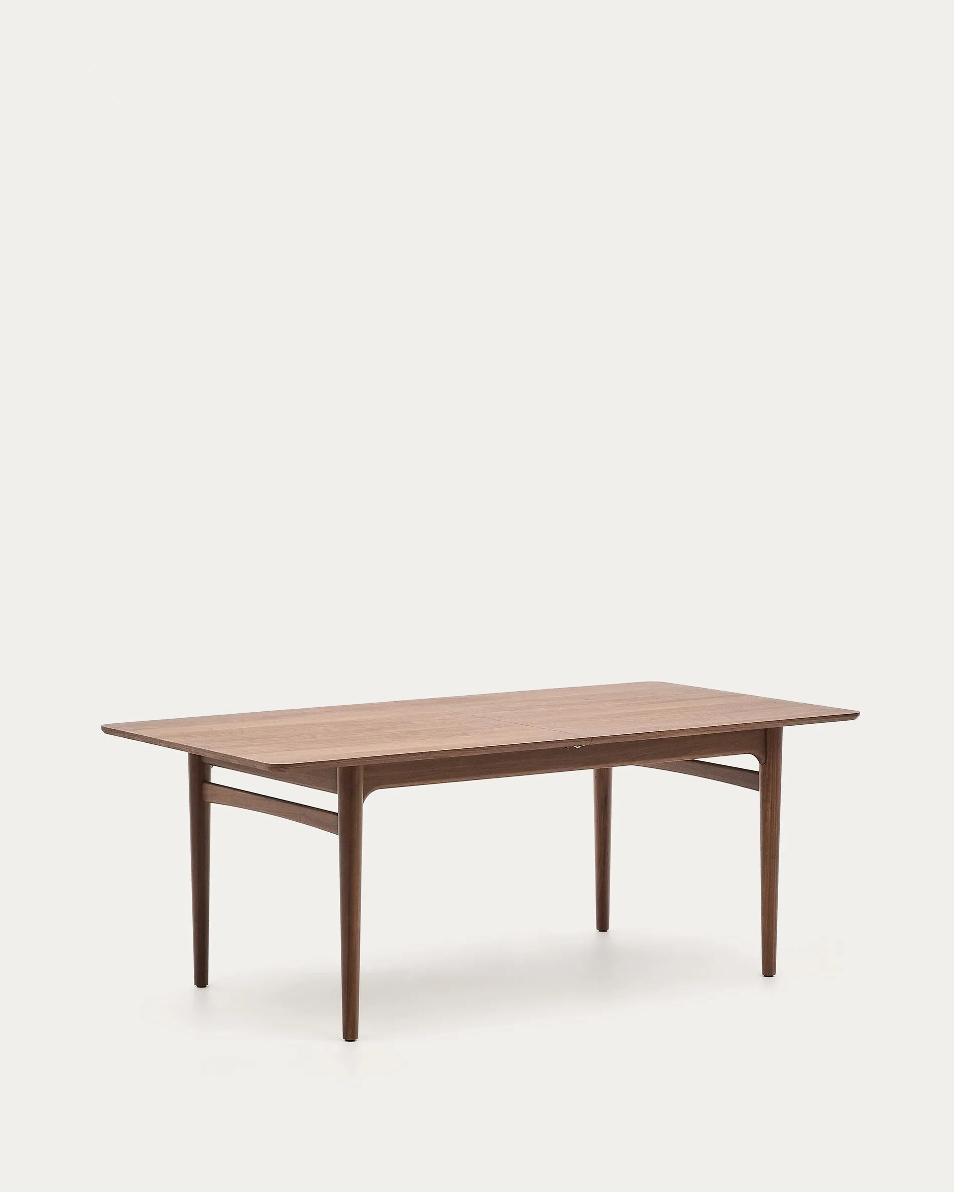 Moderner ausziehbarer Tisch aus Nussbaumholz, 200-260 cm, FSC-zertifiziert, perfekt für stilvolle Wohn- und Esszimmer.