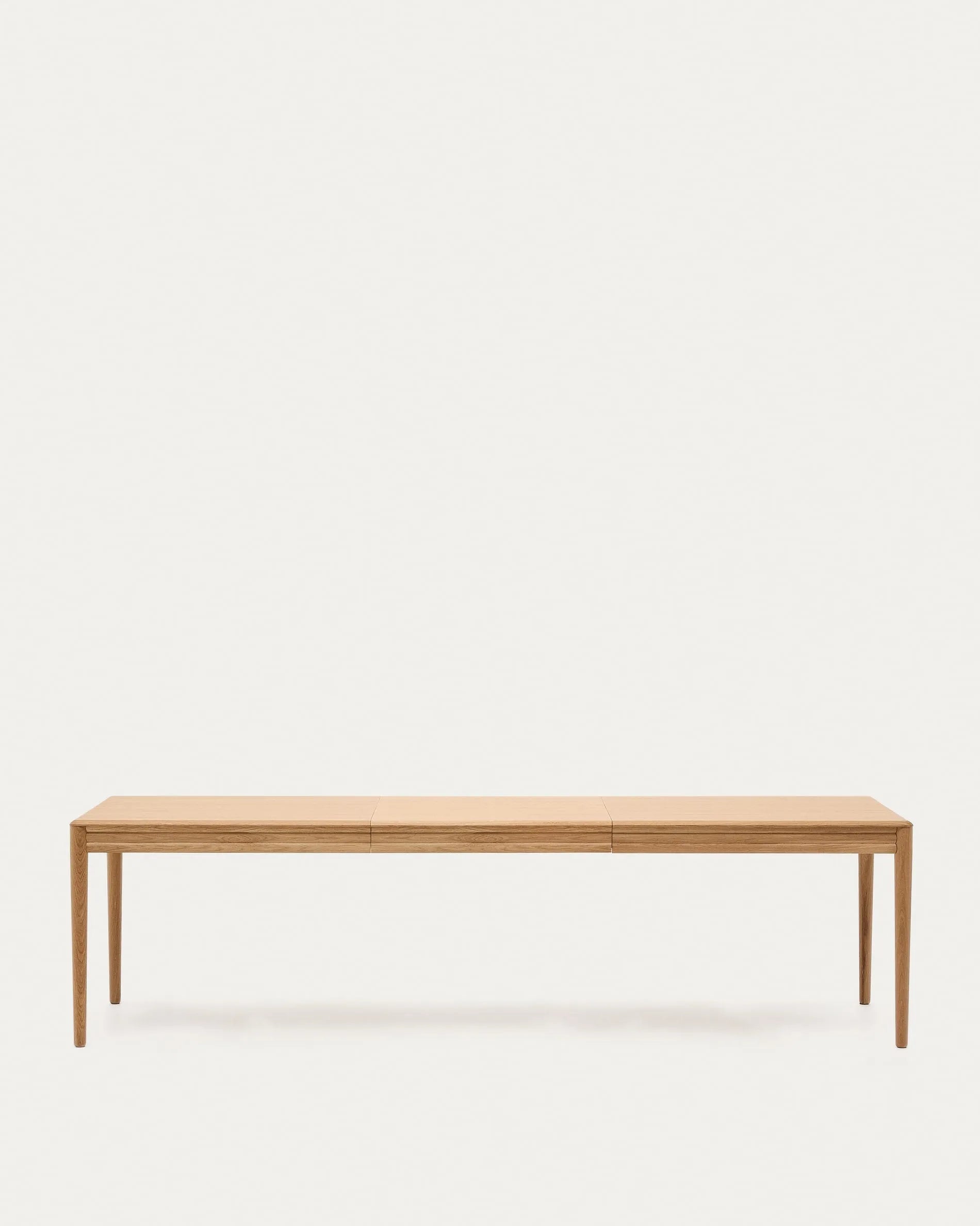 Eleganter Lenon Ausziehtisch aus FSC-zertifiziertem Eichenholz, naturfarben, 200-280 cm, ideal für stilvolle Essbereiche.