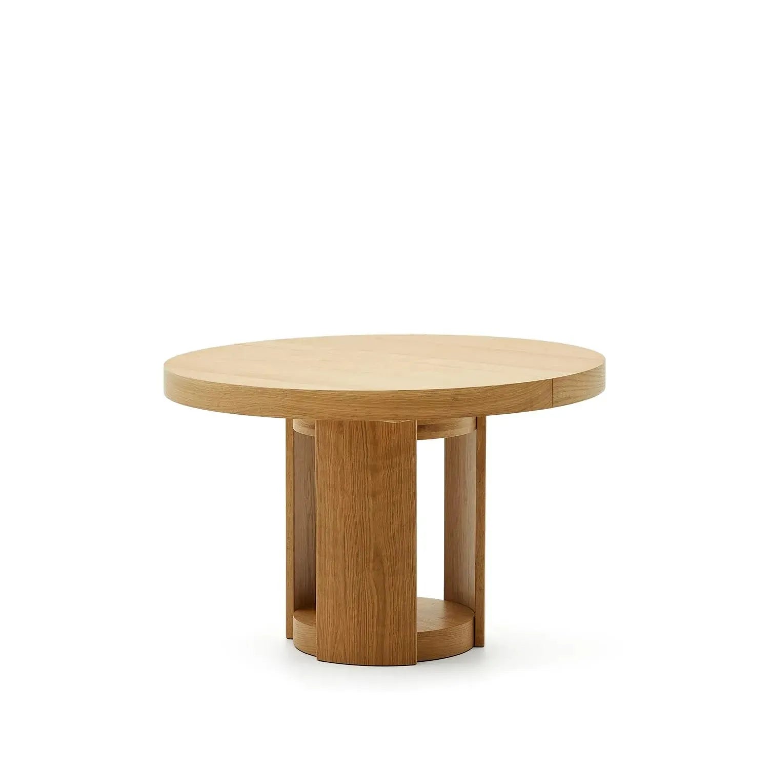 Runder Artis Ausziehtisch aus FSC-zertifiziertem Massivholz und Eichenfurnier, 120-170 cm, ideal für stilvolle Essbereiche.