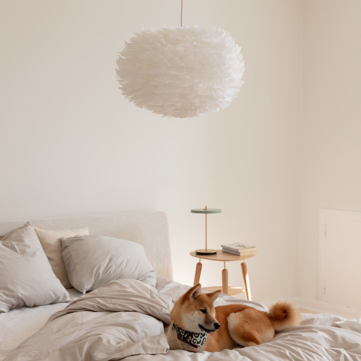 Eos Lampenschirm in White präsentiert im Onlineshop von KAQTU Design AG. Lampenschirm ist von Umage