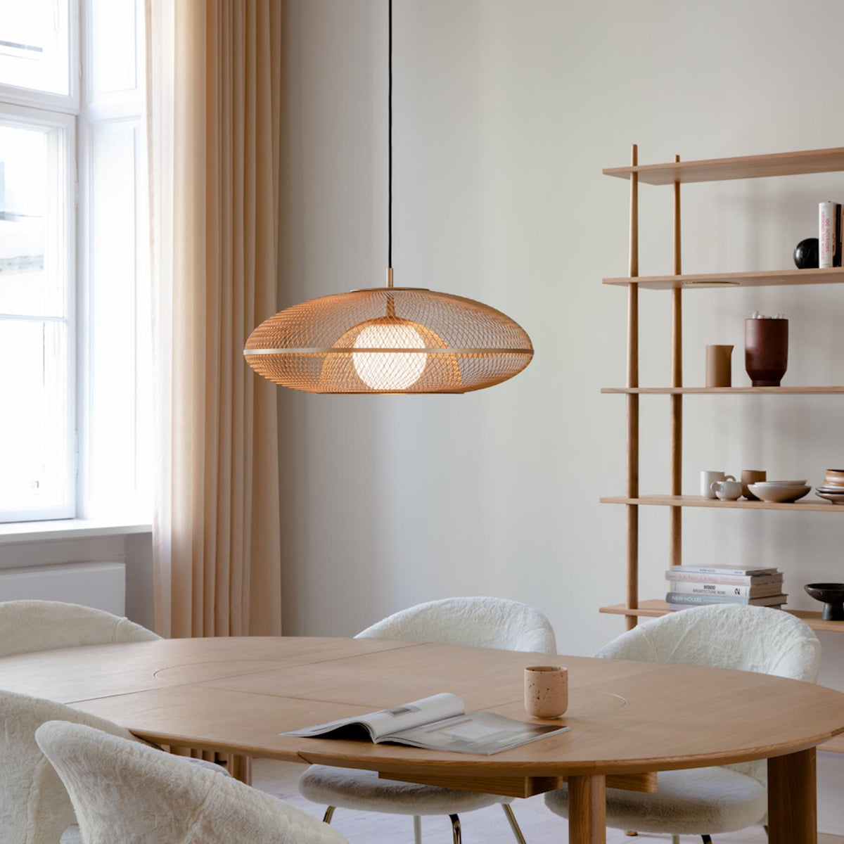 Faraday Lampenschirm in Brass präsentiert im Onlineshop von KAQTU Design AG. Lampenschirm ist von Umage