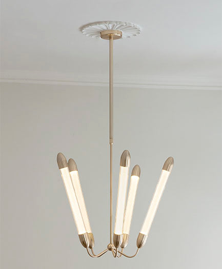 Elegante Lemon Squeeze Double Wandleuchte von Umage, aus edlem Messing, ideal für ein modernes und stilvolles Ambiente.