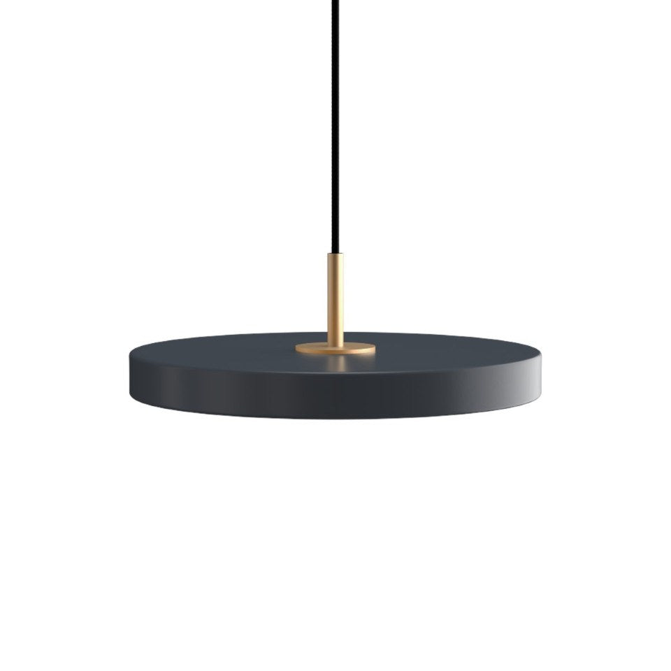 Asteria Plus Mini Pendellampe in Anthracite Grey präsentiert im Onlineshop von KAQTU Design AG. Pendelleuchte ist von Umage