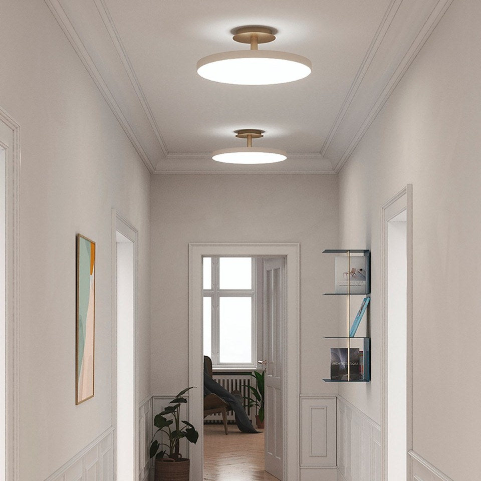 Asteria UP Deckenleuchte in Pearl White präsentiert im Onlineshop von KAQTU Design AG. Deckenleuchte ist von Umage