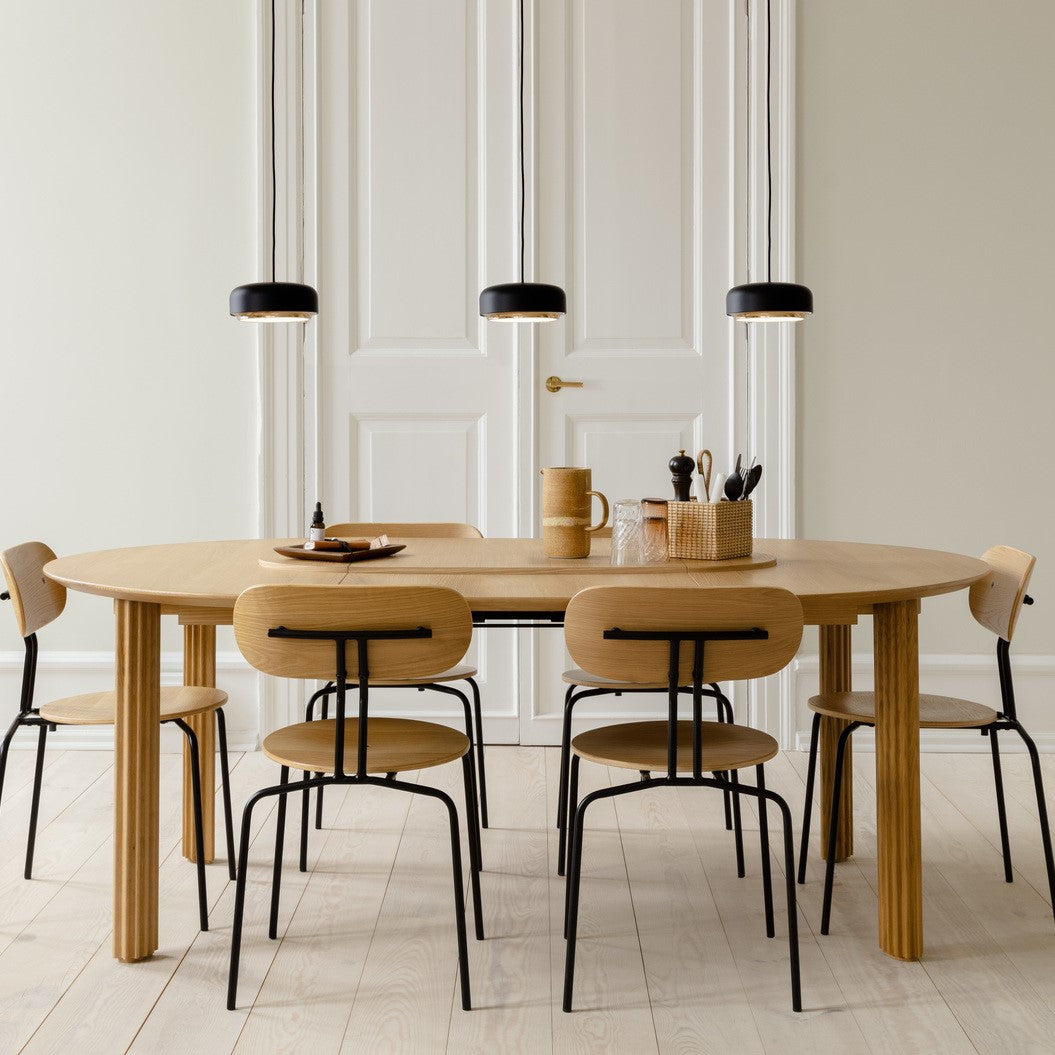 Hazel Medium  Pendellampe in Black präsentiert im Onlineshop von KAQTU Design AG. Pendelleuchte ist von Umage
