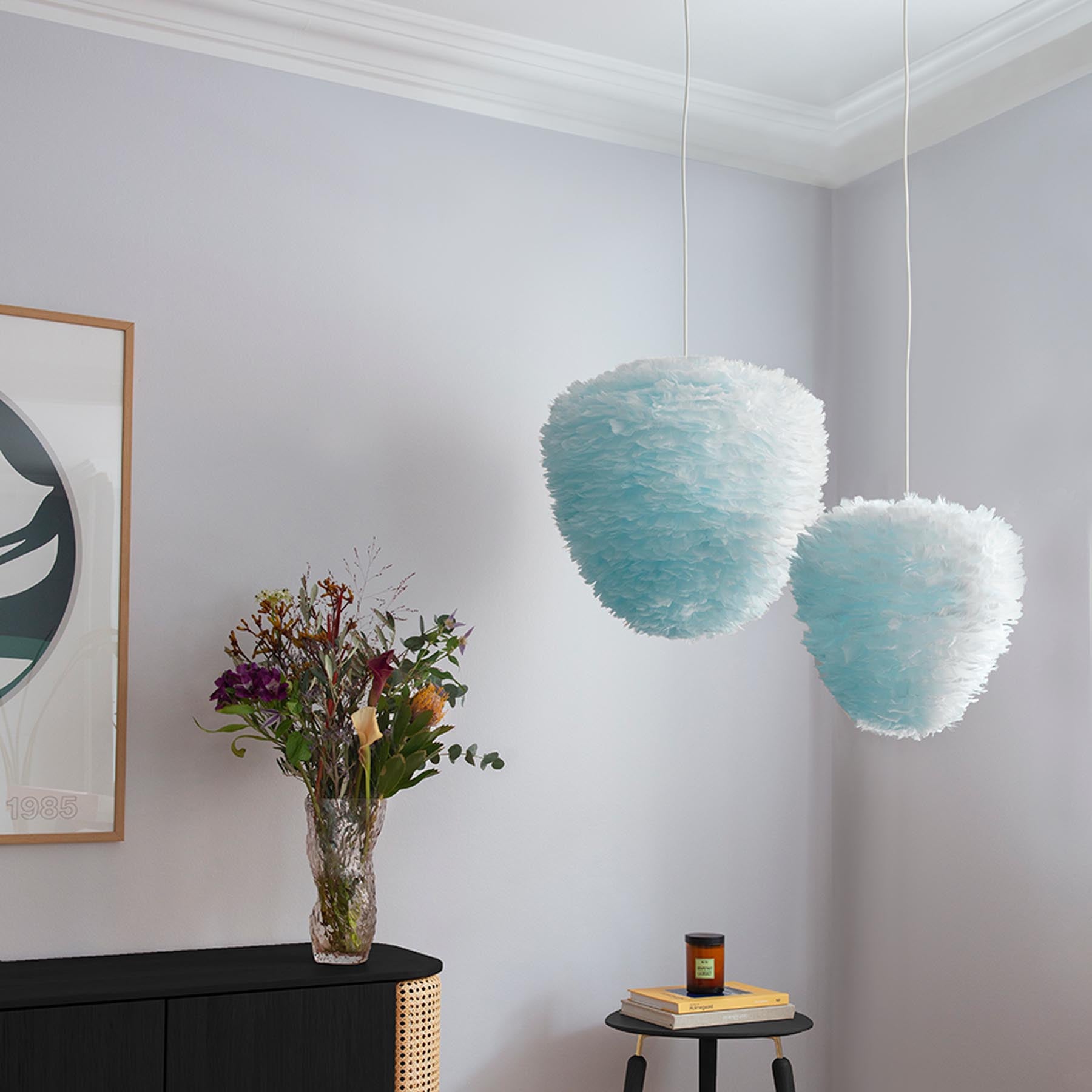 Moderne Pendelleuchte Eos Evia von Umage in reinem Weiß, perfekt für einladende Räume und geschmackvolle Akzente.