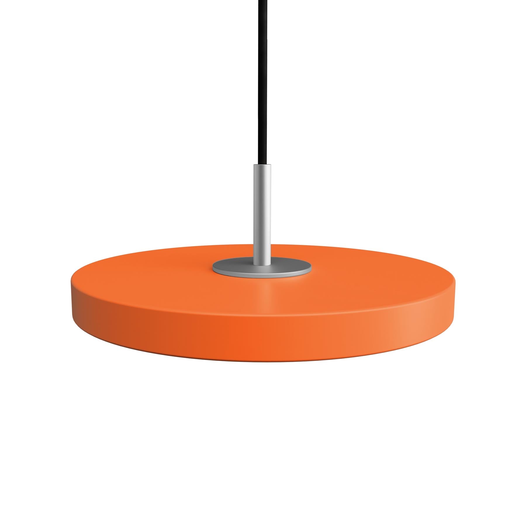 Elegante Asteria Micro Pendelleuchte in warmem Orange, ideal für stimmungsvolle Akzente in zeitgemäßen Wohnräumen.