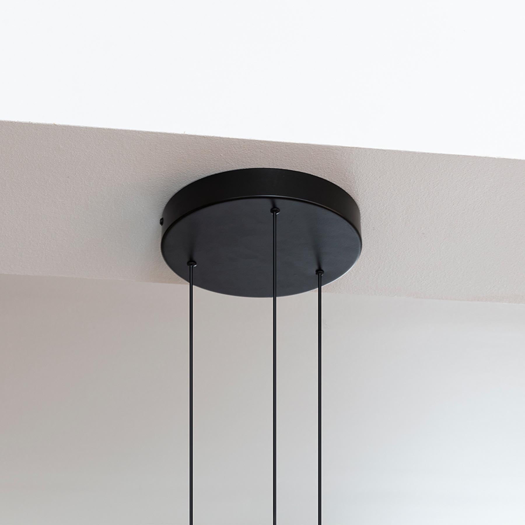 Stilvolle Rosette Mini von Umage in Weiß, perfekt für kreative Lichtlösungen und zeitgemäße Inneneinrichtungen.
