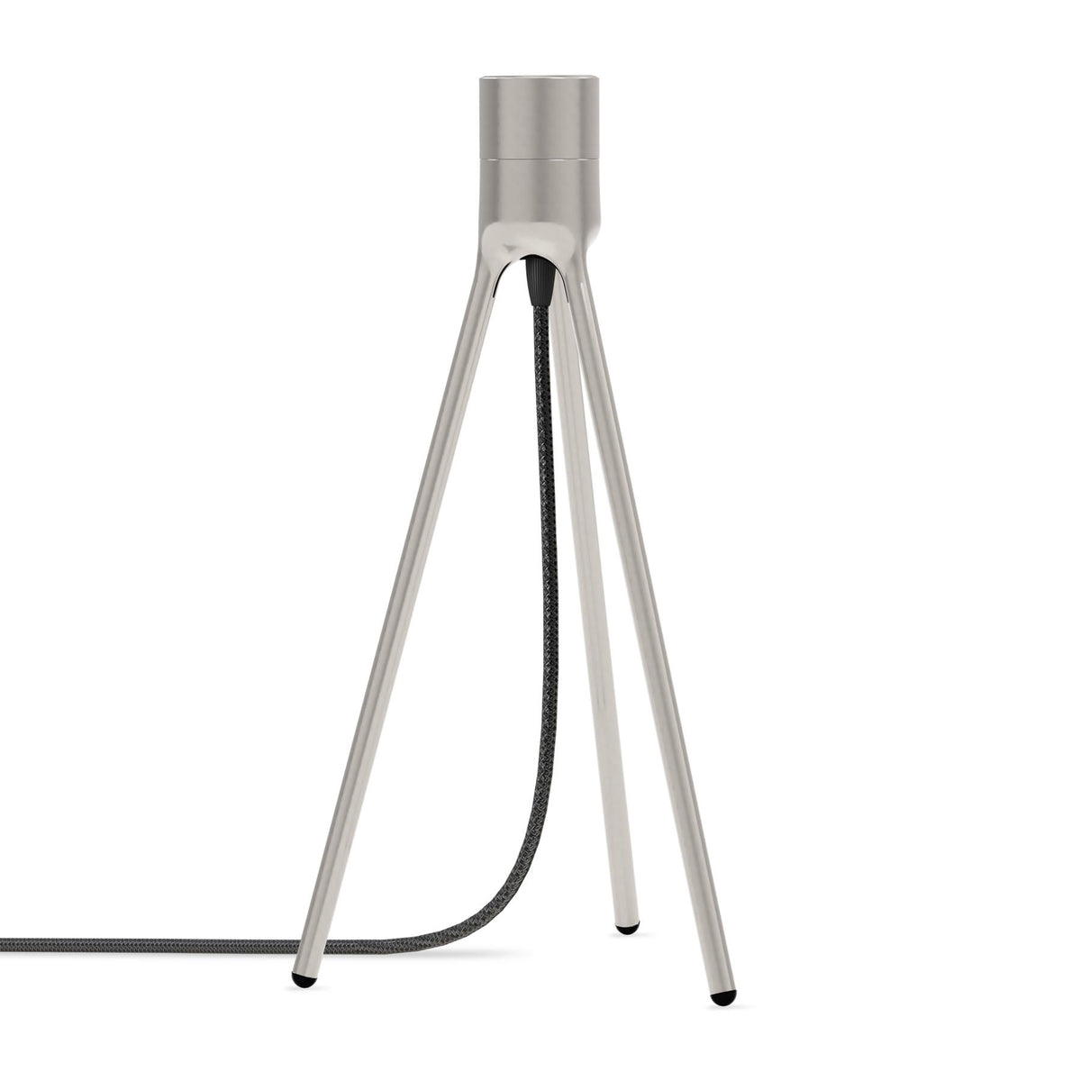 Tisch Tripod in Brushed Steel präsentiert im Onlineshop von KAQTU Design AG. Lampenständer ist von Umage