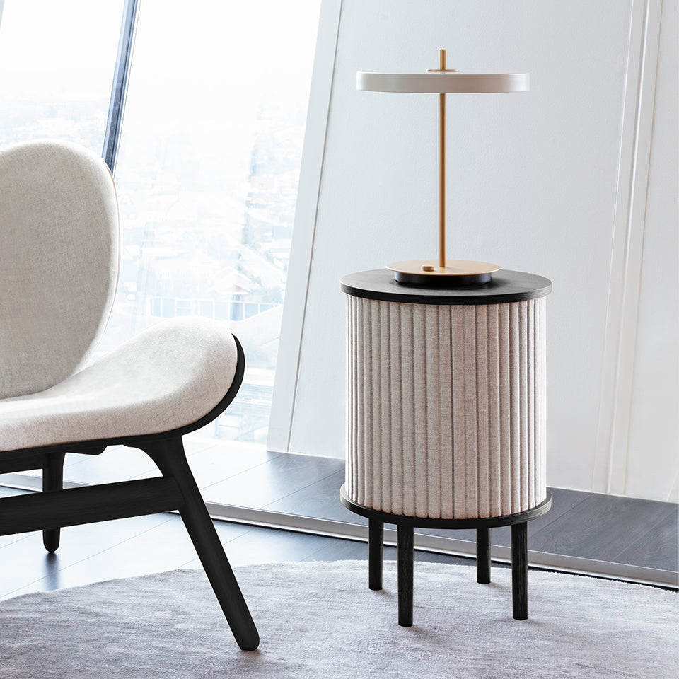 Audacious Sideboard Mini in Sterling präsentiert im Onlineshop von KAQTU Design AG. Sideboard ist von Umage