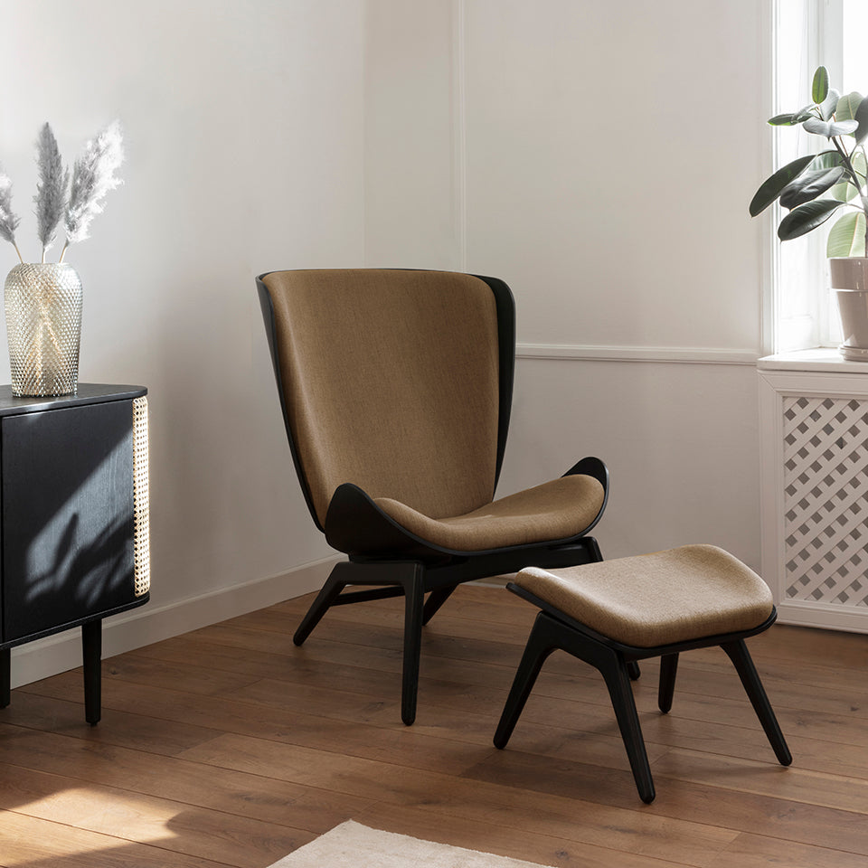 The Reader Ottoman in Sugar Brown präsentiert im Onlineshop von KAQTU Design AG. Ottoman ist von Umage