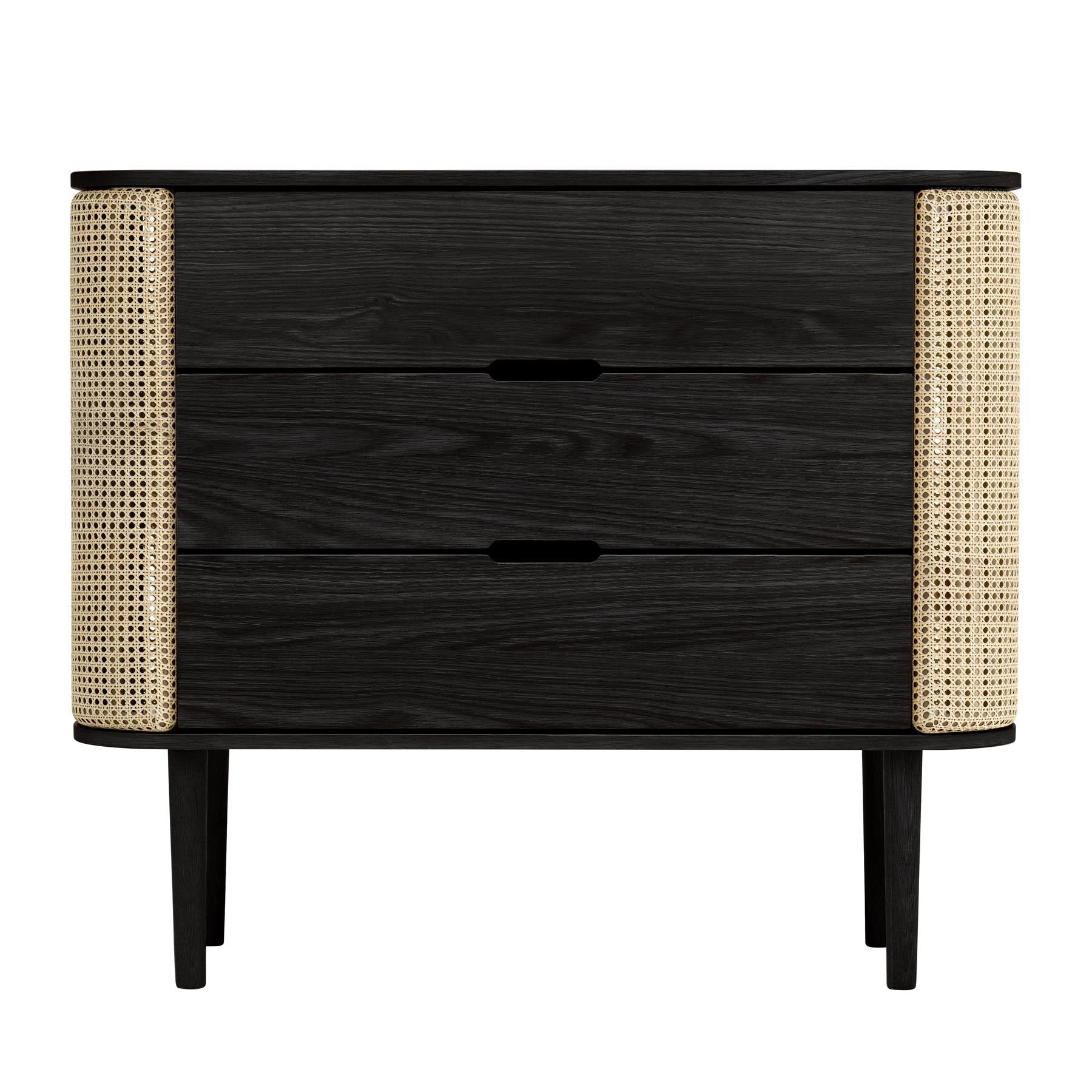 Elegante Treasures Kommode von Umage, aus feinem venezianischem Rohrgeflecht, ideal für zeitgemäße Wohnräume und stilvolle Akzente.