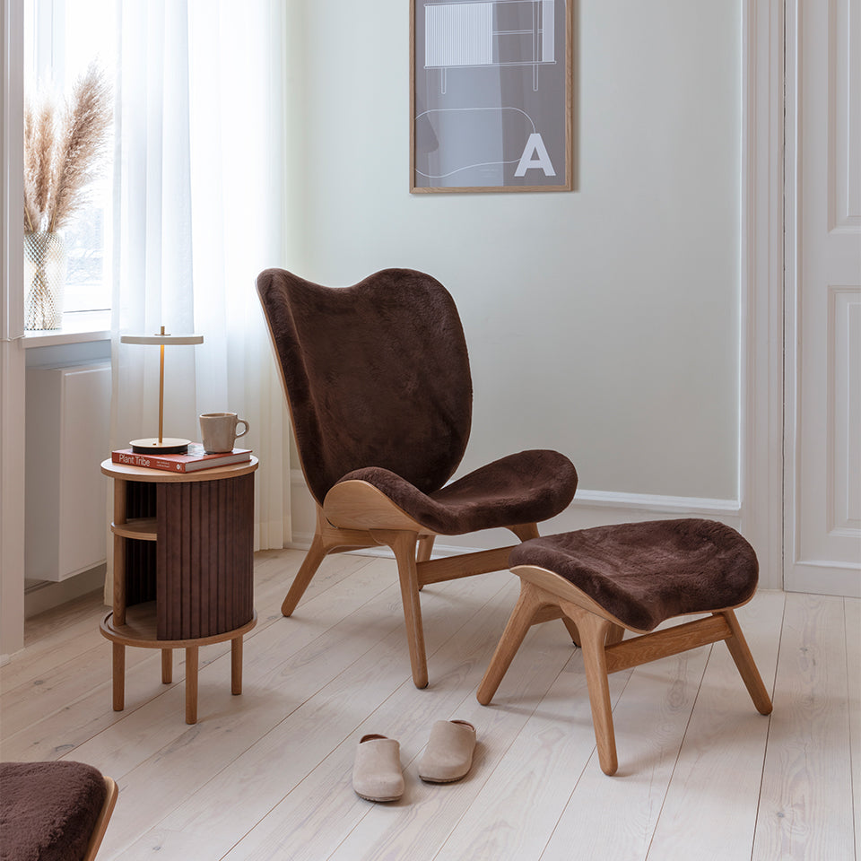 Stilvoller Ottoman in Teddy Brown von Umage, perfekt für entspannte Momente und ansprechende Wohnakzente.