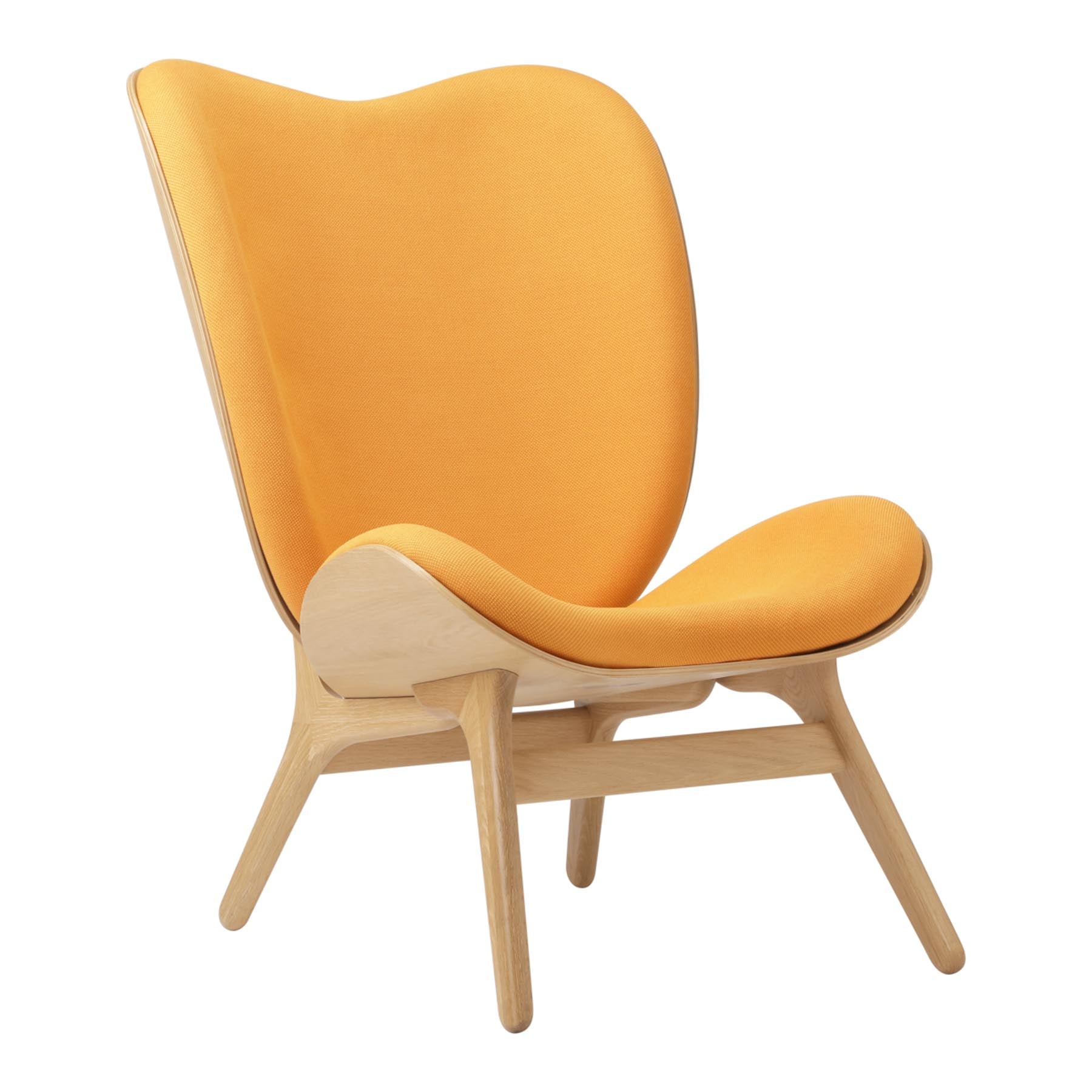 Eleganter A Conversation Piece Tall Sessel von Umage in hellen Farbtönen, ideal für stilvolle Akzente in jedem Wohnbereich.
