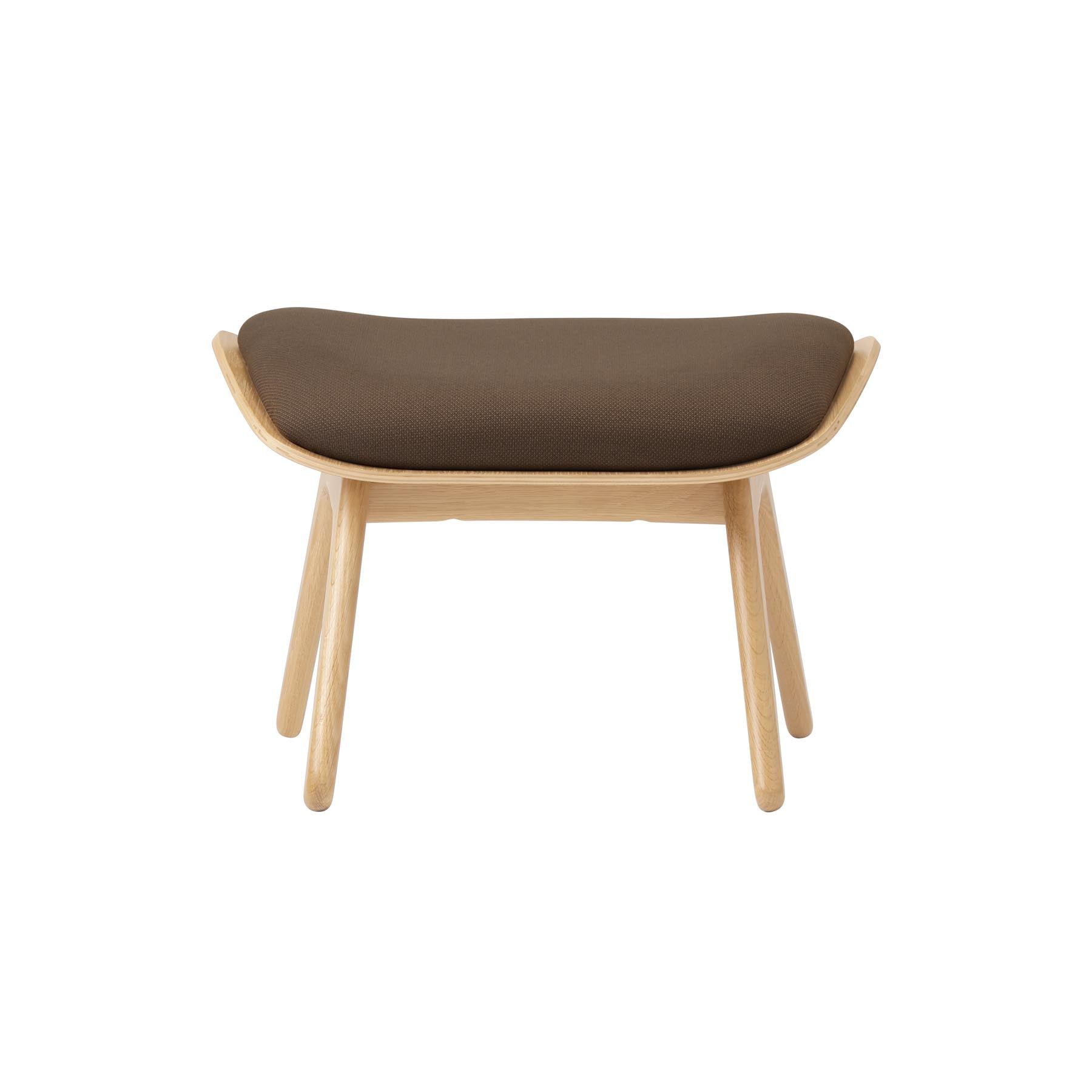 Eleganter Reader Ottoman in Mocca von Umage, ideal für stilvolle Wohnräume und gemütliche Leseecken.