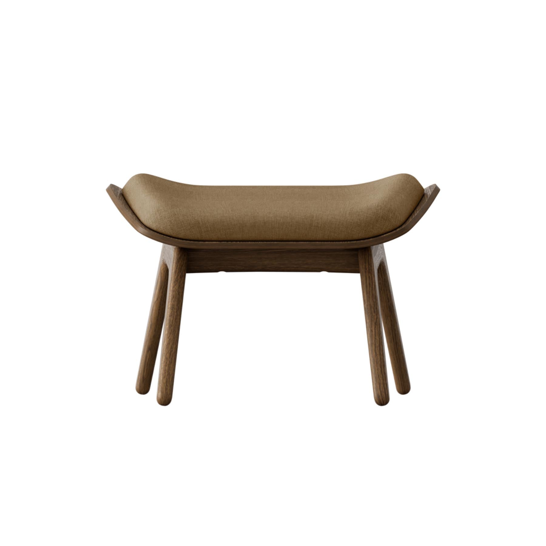 Eleganter Reader Ottoman in Zuckerbraun von Umage, ideal für stilvolle Wohnräume und gemütliche Leseecken.