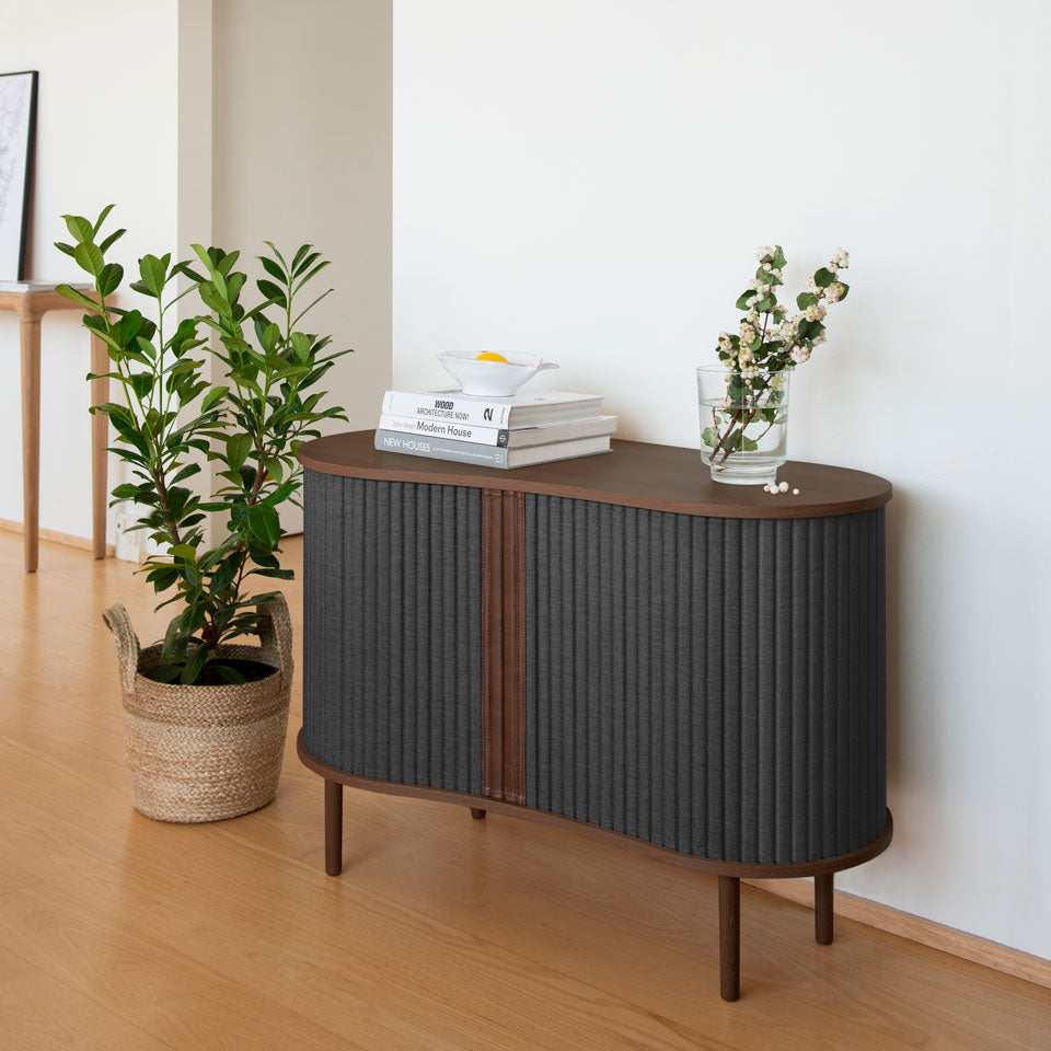 Audacious Kommode in Shadow präsentiert im Onlineshop von KAQTU Design AG. Kommode ist von Umage
