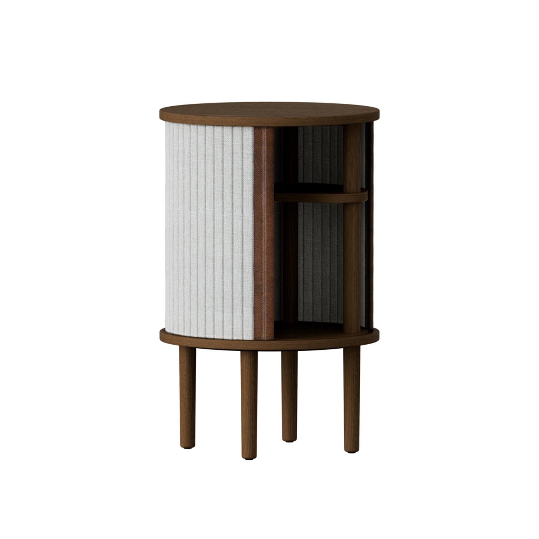 Elegantes Audacious Sideboard Mini von Umage in sanften Weißtönen, ideal für stilvolle Akzente und funktionalen Stauraum in jedem Raum.