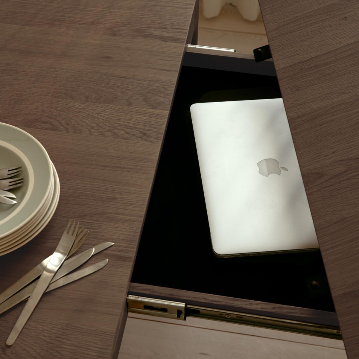 Heart'n'Soul Esstisch in Walnut präsentiert im Onlineshop von KAQTU Design AG. Esstisch ist von Umage