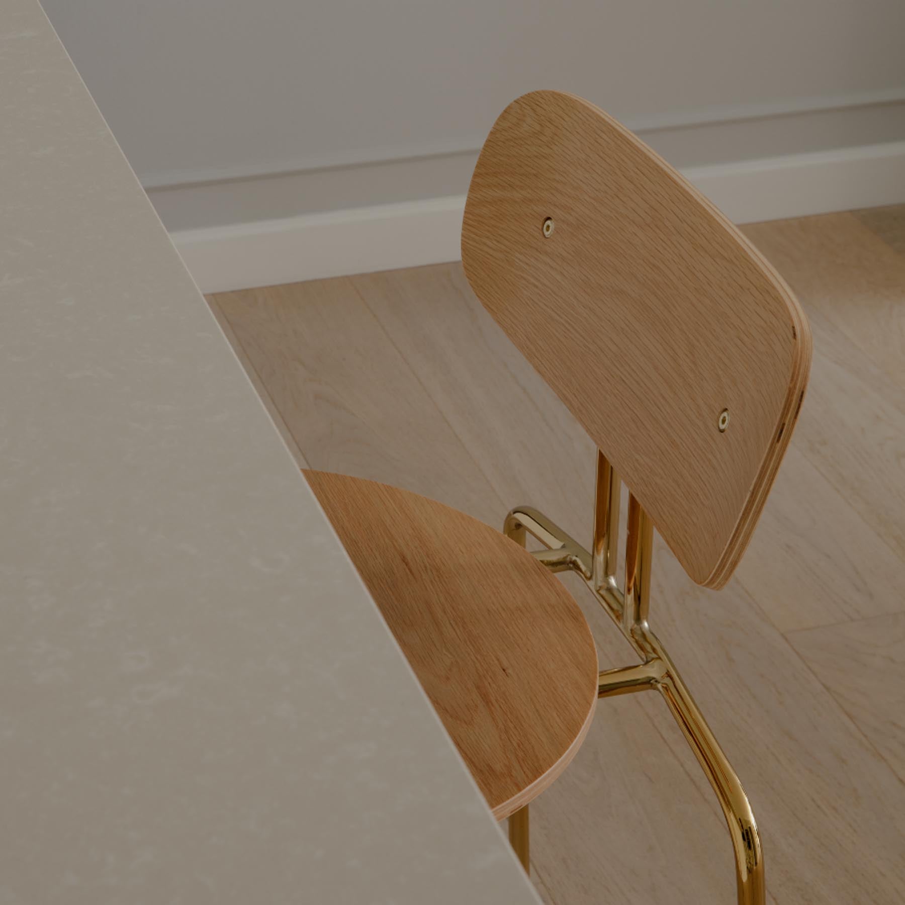 Moderner Curious Counter-Stuhl von Umage in Shadow, perfekt für stilvolle Küchen und Bars, bietet eine harmonische Verbindung von Design und Bequemlichkeit.