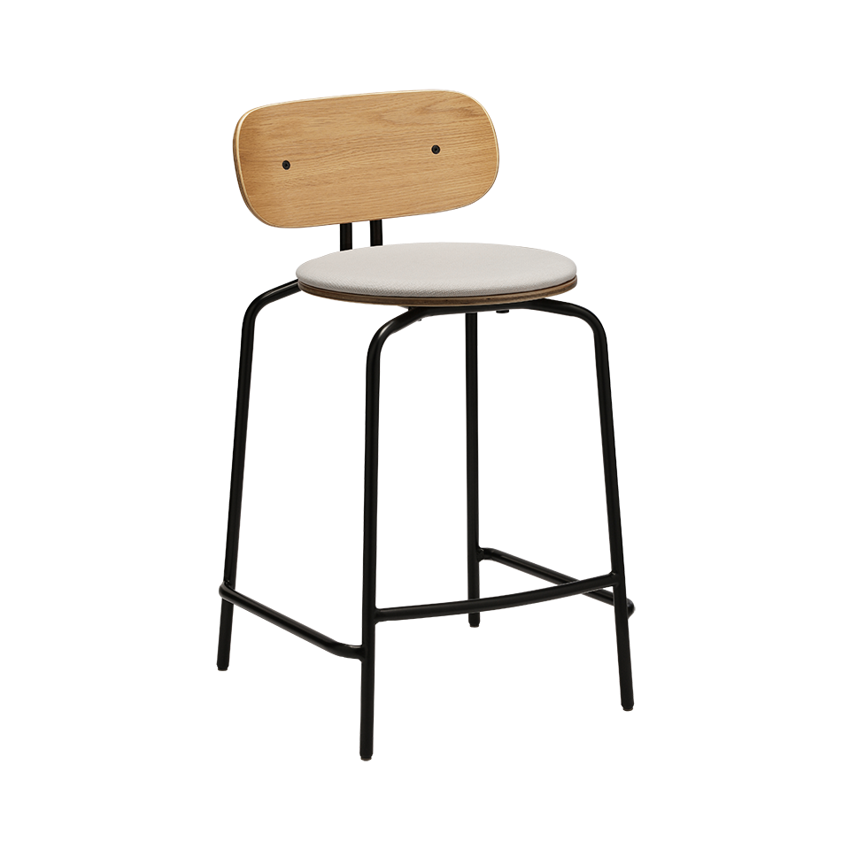 Eleganter Curious Counter-Stuhl in Mocca von Umage, ideal für moderne Bars und Küchen, vereint Komfort mit einem ansprechenden, zeitgemäßen Look.