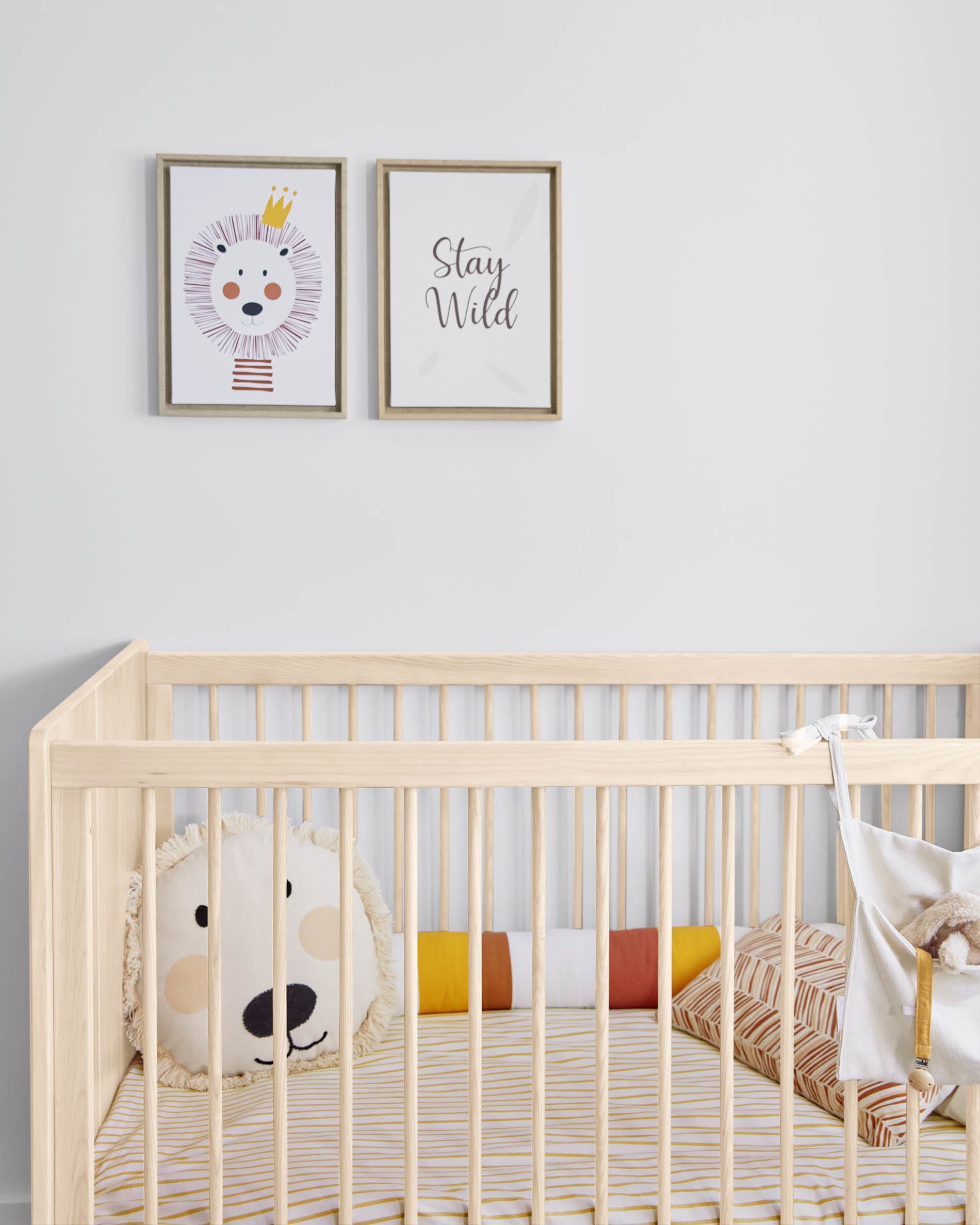 Die Valery Adaptive Foam Matratze 70x140 cm von Kave Home bietet optimalen Komfort und Unterstützung für erholsamen Schlaf.