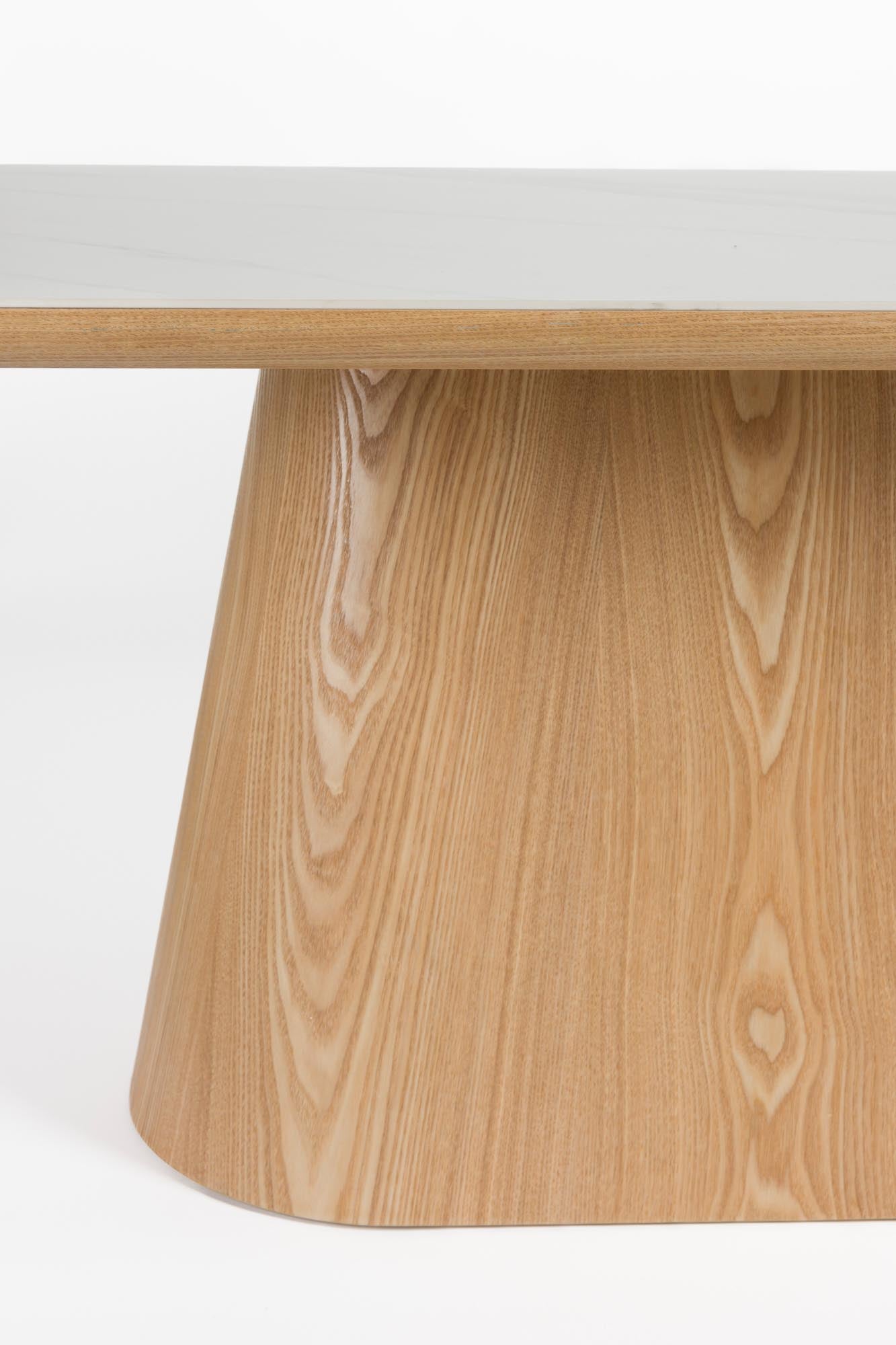Almira Esstisch Oval: Stilvoller Esstisch aus hochwertigem MDF, ideal für moderne Esszimmer. Perfekt für gesellige Anlässe.