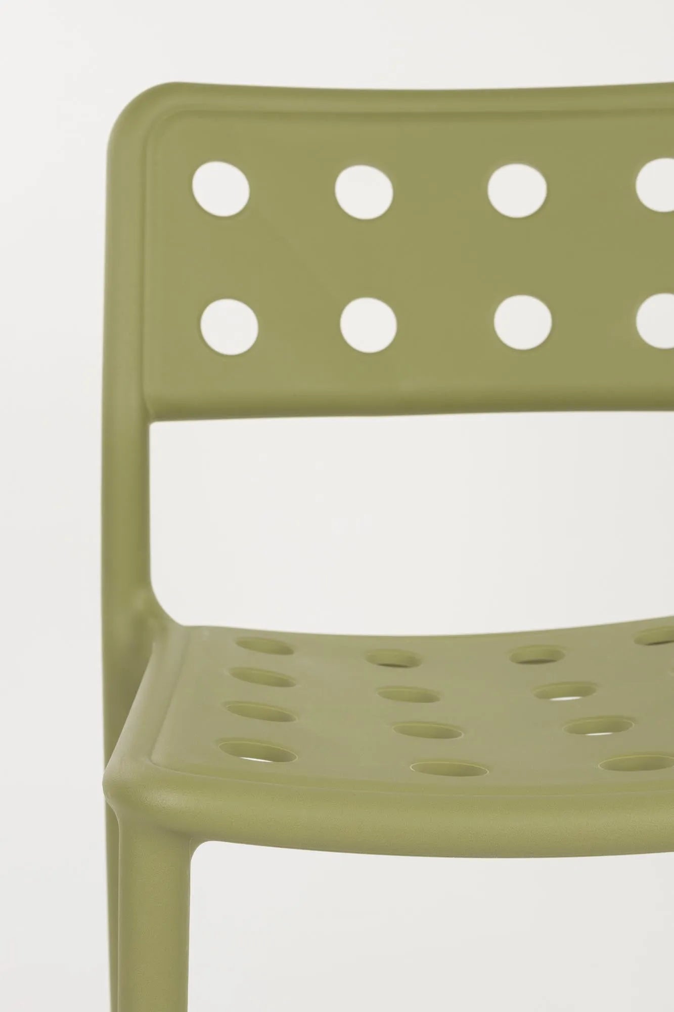 Gartenstuhl Serra Green in Grün präsentiert im Onlineshop von KAQTU Design AG. Gartenstuhl ist von White Label Living