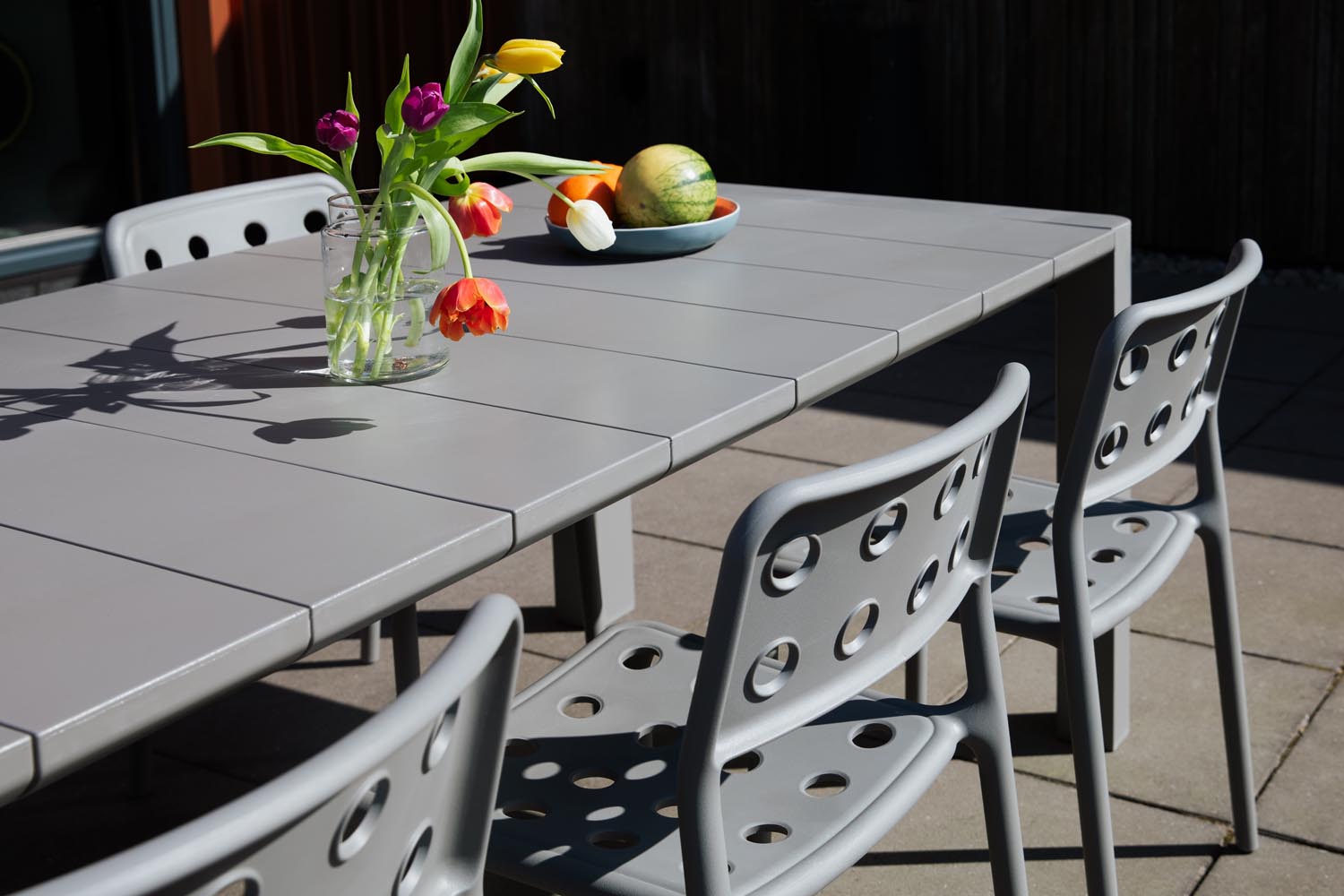 Gartentisch Alban 220x100 in Grau präsentiert im Onlineshop von KAQTU Design AG. Gartentisch ist von White Label Living