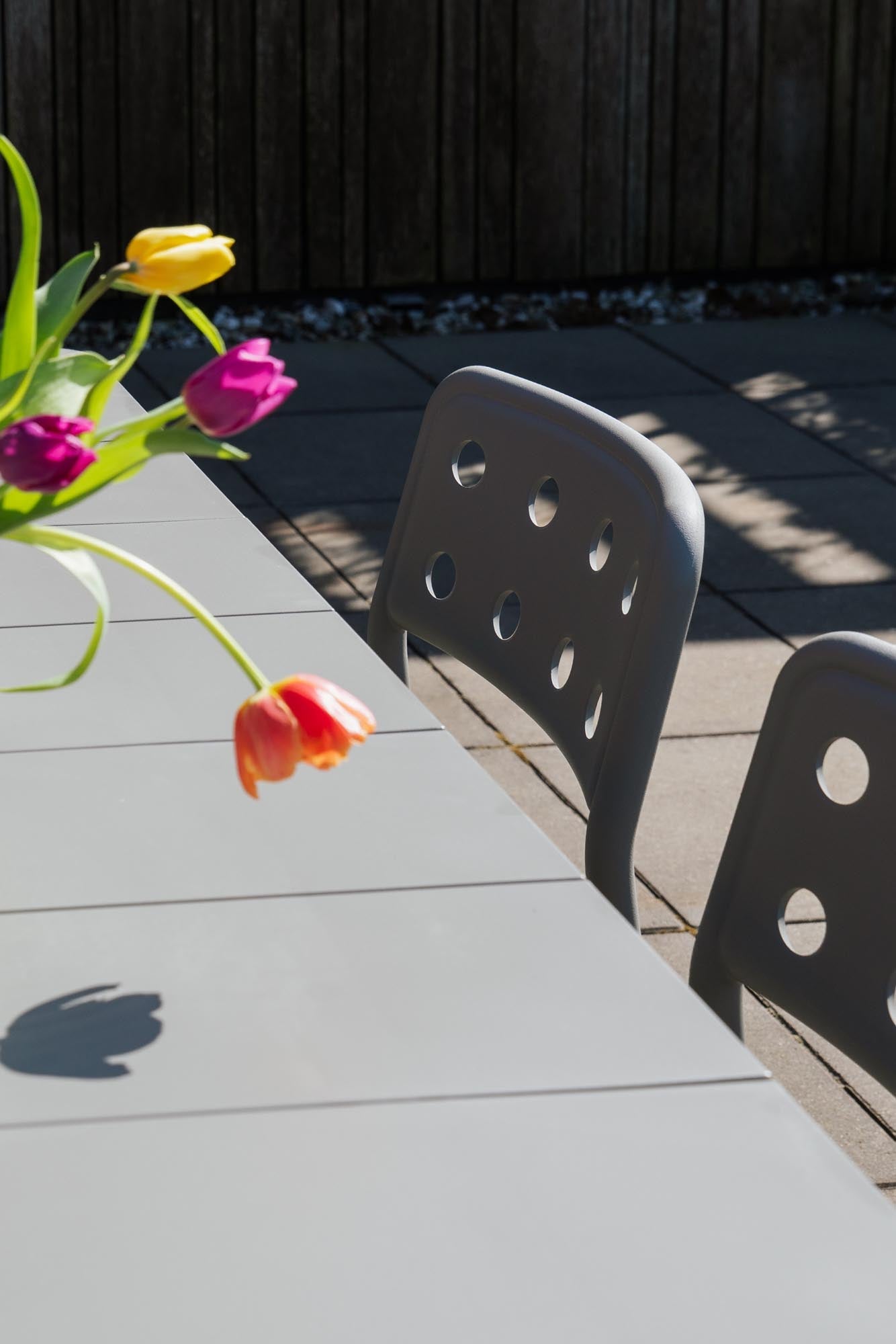 Gartentisch Alban 220x100 in Grau präsentiert im Onlineshop von KAQTU Design AG. Gartentisch ist von White Label Living