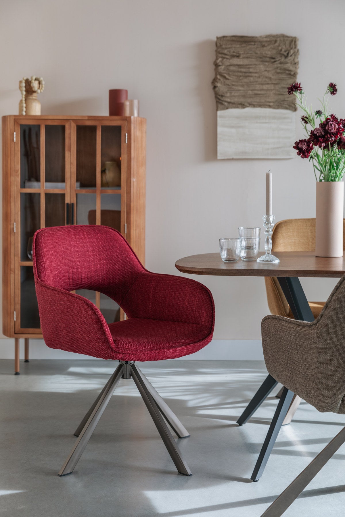 Stuhl Toye in Rot präsentiert im Onlineshop von KAQTU Design AG. Stuhl ist von White Label Living