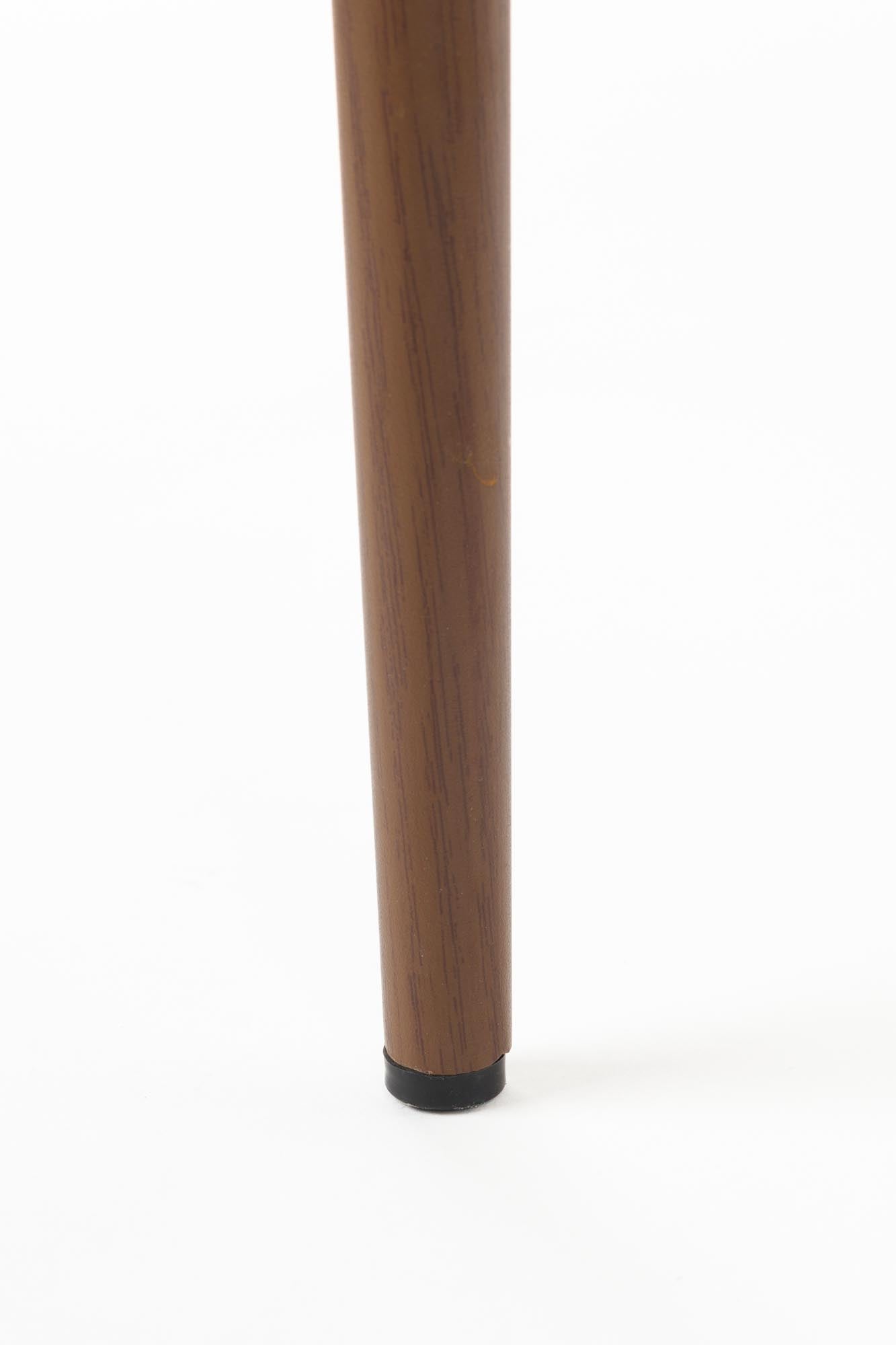 Stuhl Che Walnut in Braun präsentiert im Onlineshop von KAQTU Design AG. Stuhl ist von White Label Living