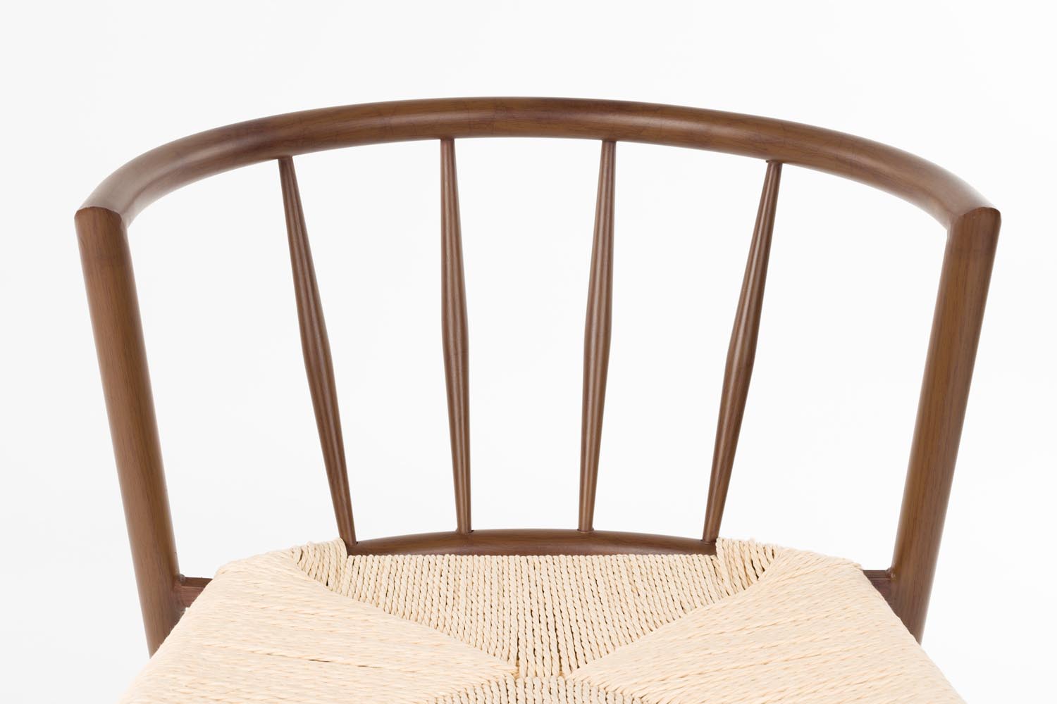 Stuhl Che Walnut in Braun präsentiert im Onlineshop von KAQTU Design AG. Stuhl ist von White Label Living