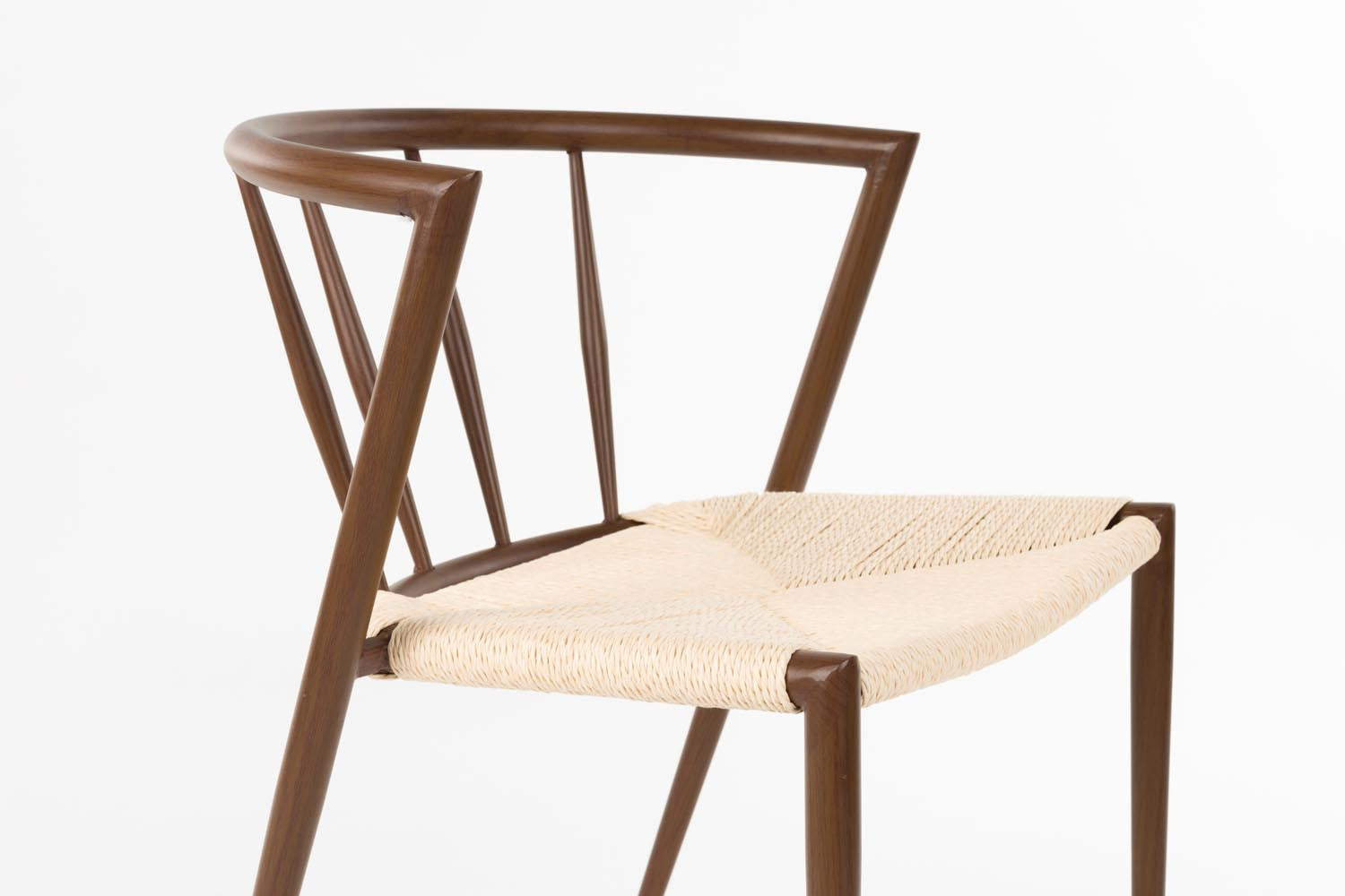 Stuhl Che Walnut in Braun präsentiert im Onlineshop von KAQTU Design AG. Stuhl ist von White Label Living