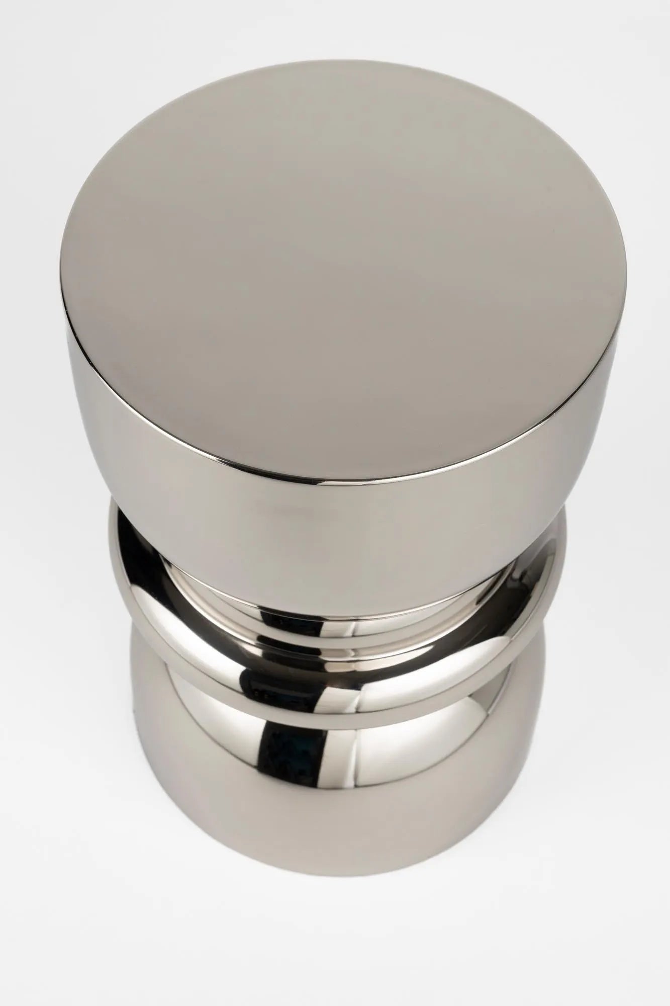 Beistelltisch Kinga Silver in Silber präsentiert im Onlineshop von KAQTU Design AG. Beistelltisch ist von White Label Living