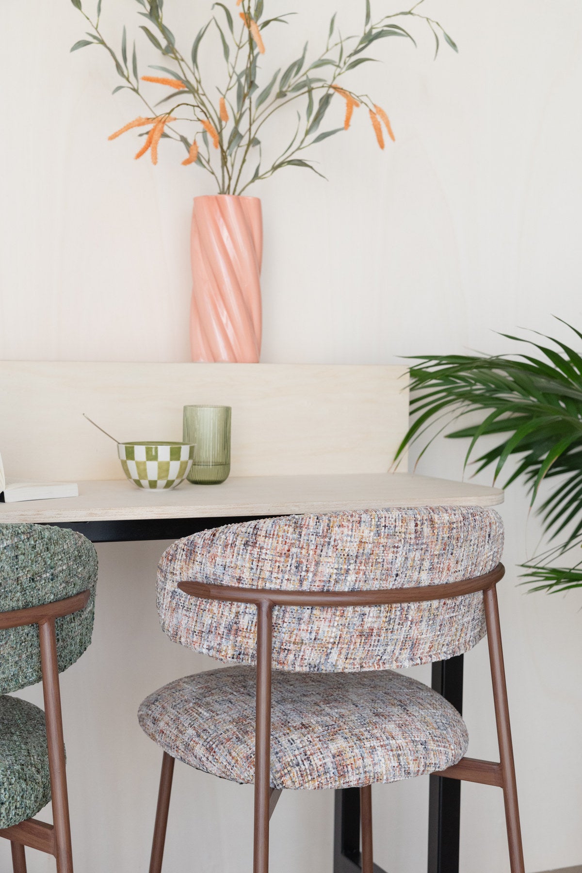Barhocker Claes in beige präsentiert im Onlineshop von KAQTU Design AG. Barhocker ist von White Label Living