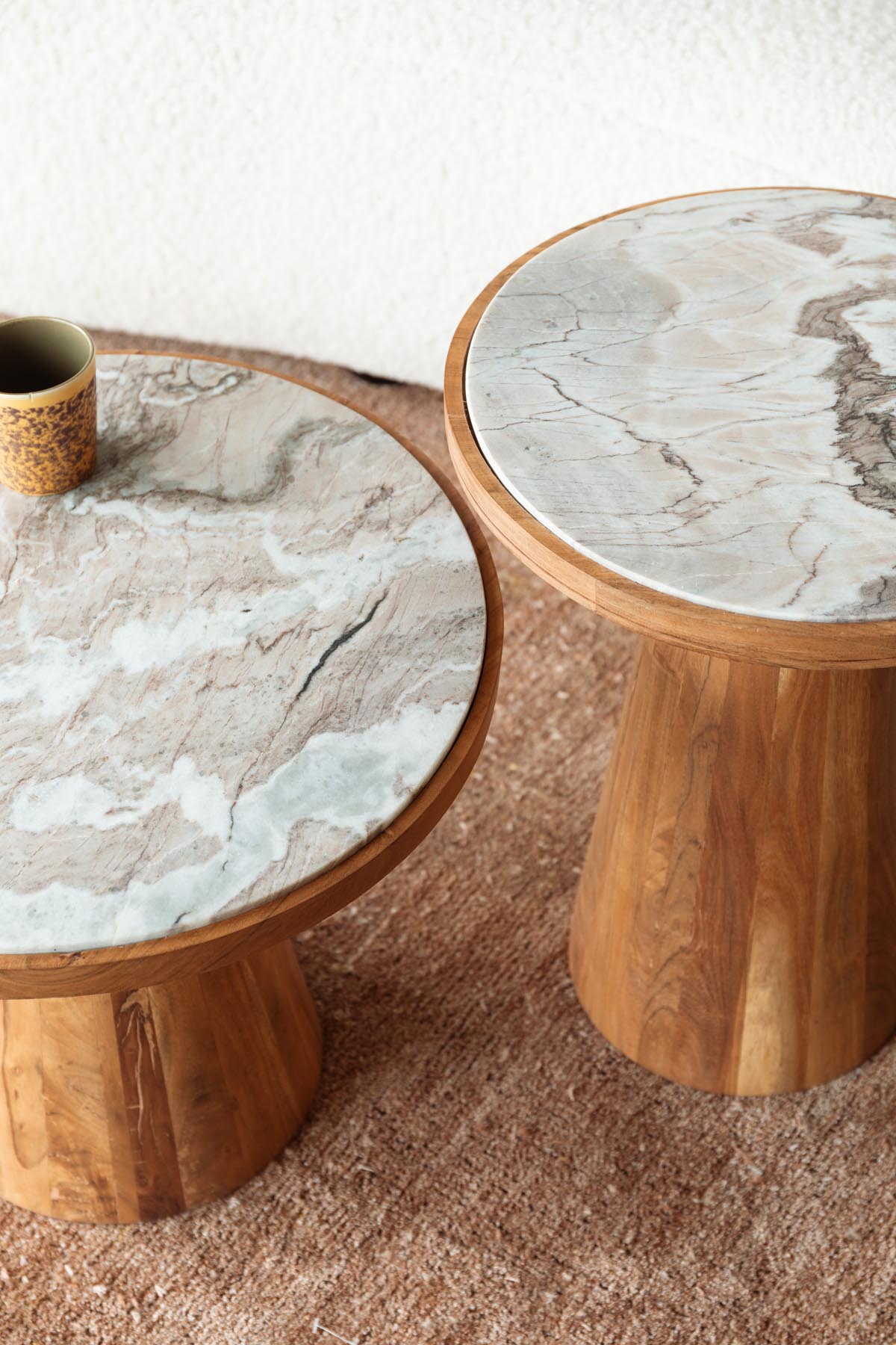 Kaffeetisch Mees in Braun präsentiert im Onlineshop von KAQTU Design AG. Couchtisch ist von White Label Living