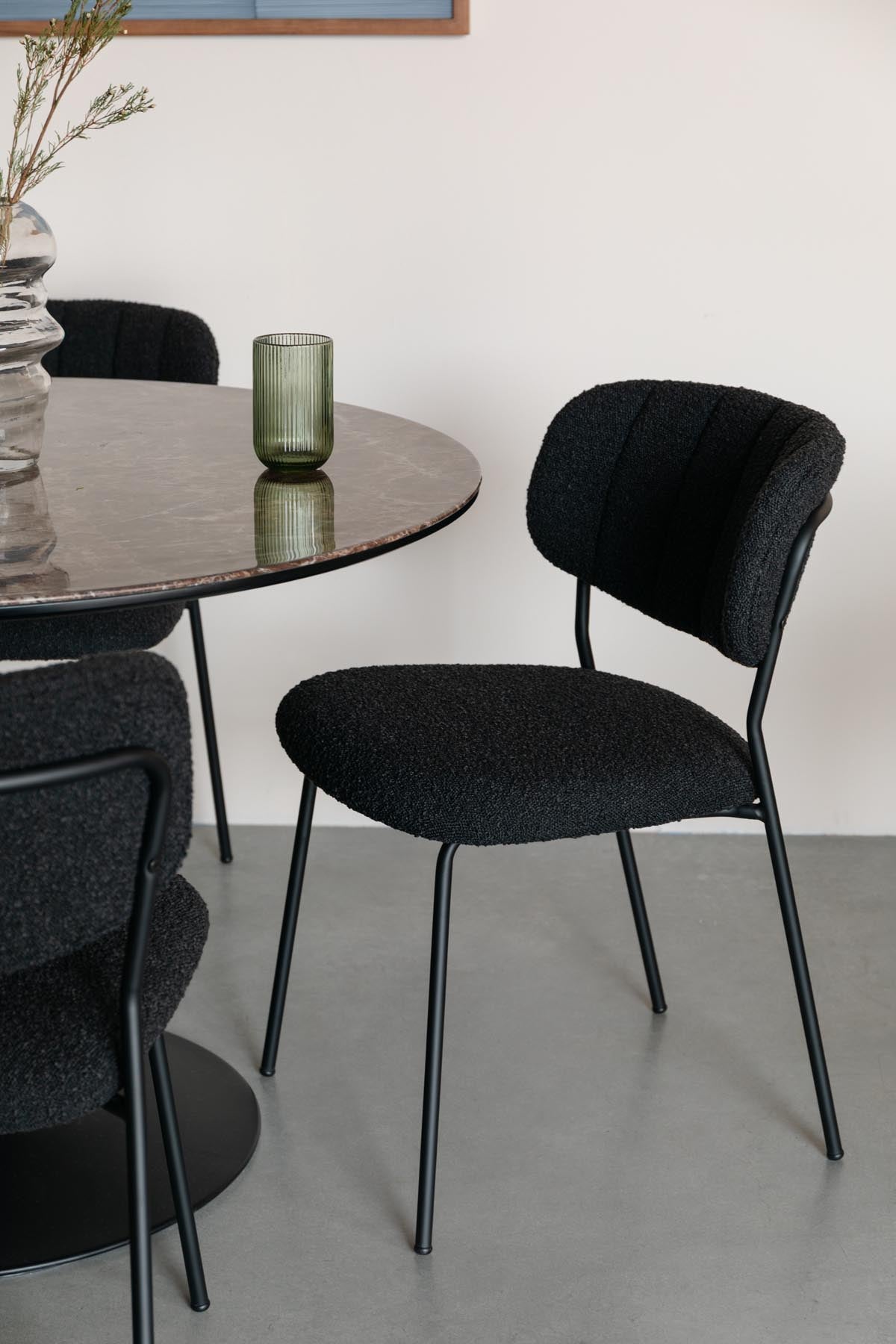 Stuhl Jolien in Schwarz präsentiert im Onlineshop von KAQTU Design AG. Stuhl ist von White Label Living