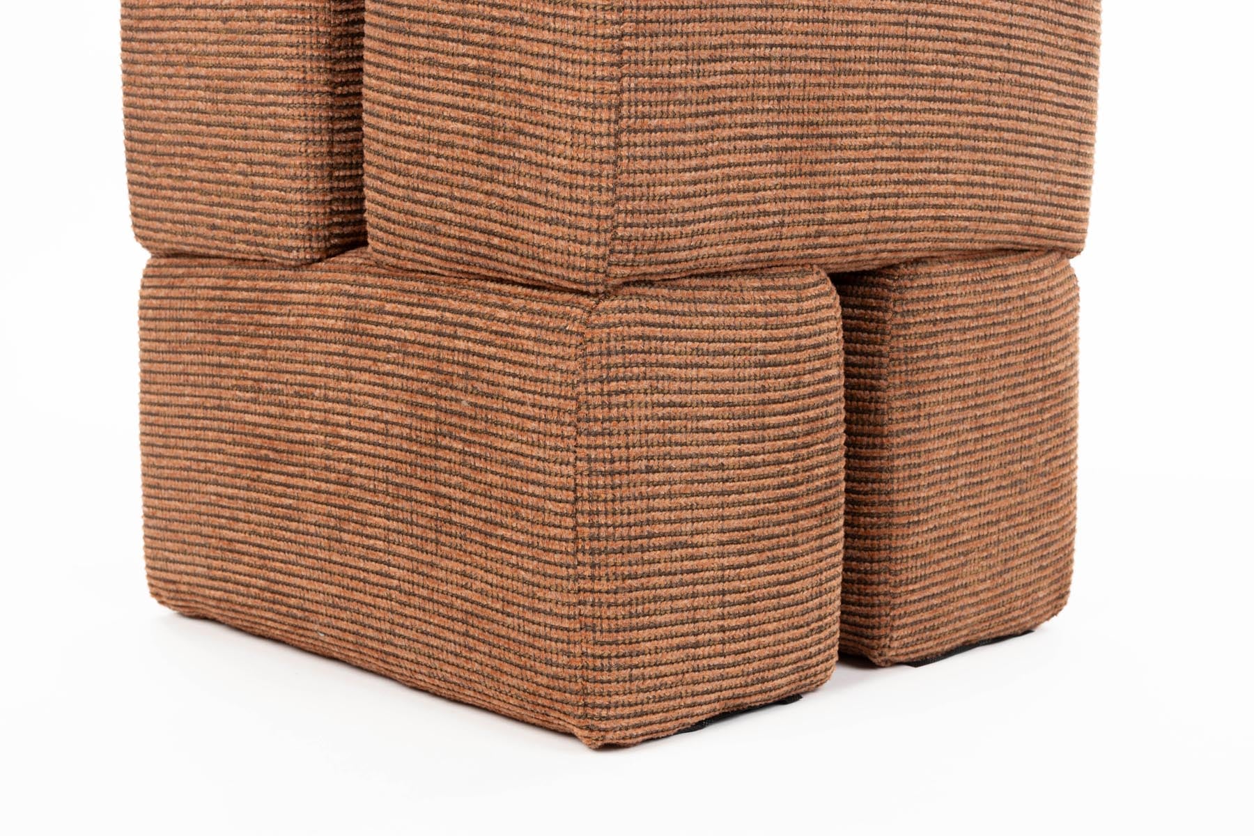 Hocker Staple in Terrakotta präsentiert im Onlineshop von KAQTU Design AG. Hocker ist von White Label Living