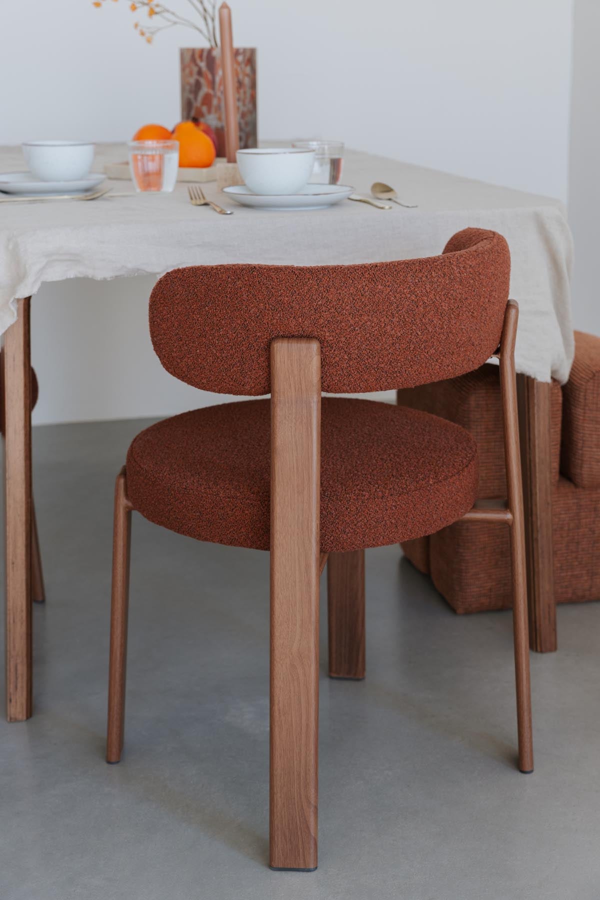 Stuhl Robyn in Braun präsentiert im Onlineshop von KAQTU Design AG. Stuhl ist von White Label Living