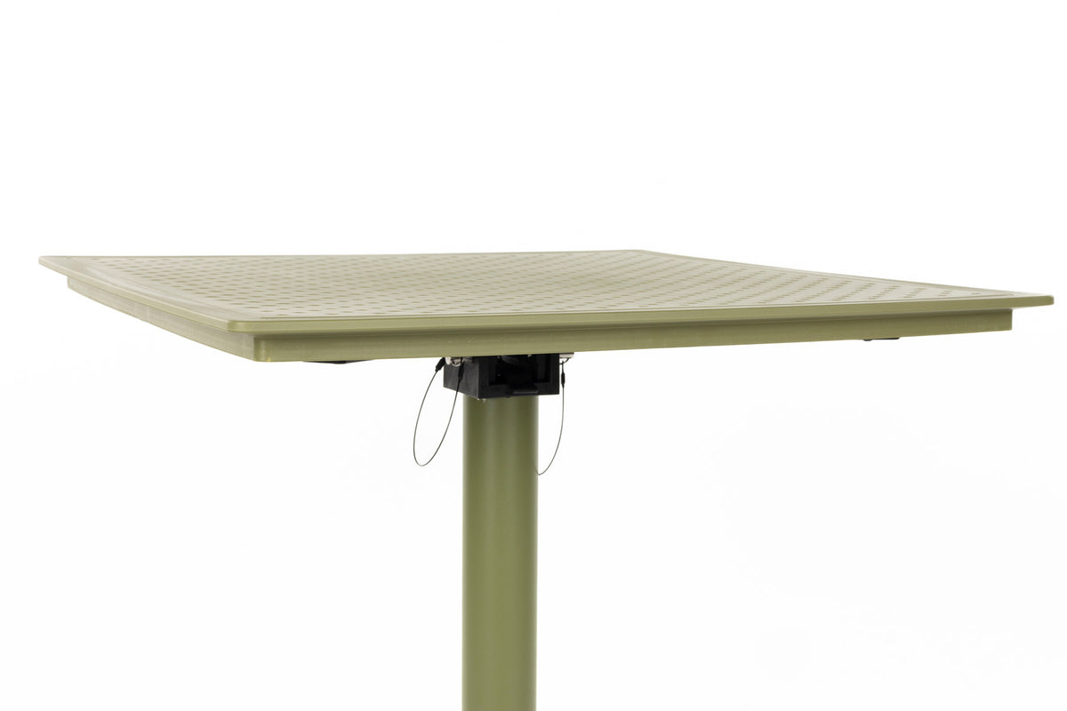 Bistro Tisch George in Grün präsentiert im Onlineshop von KAQTU Design AG. Gartentisch ist von White Label Living