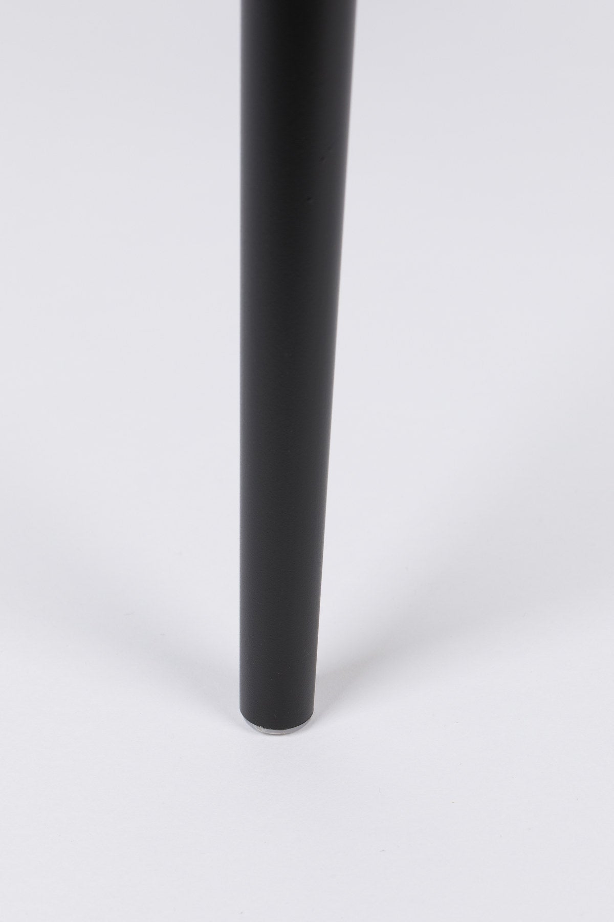 Stuhl PIP in Schwarz präsentiert im Onlineshop von KAQTU Design AG. Stuhl ist von White Label Living