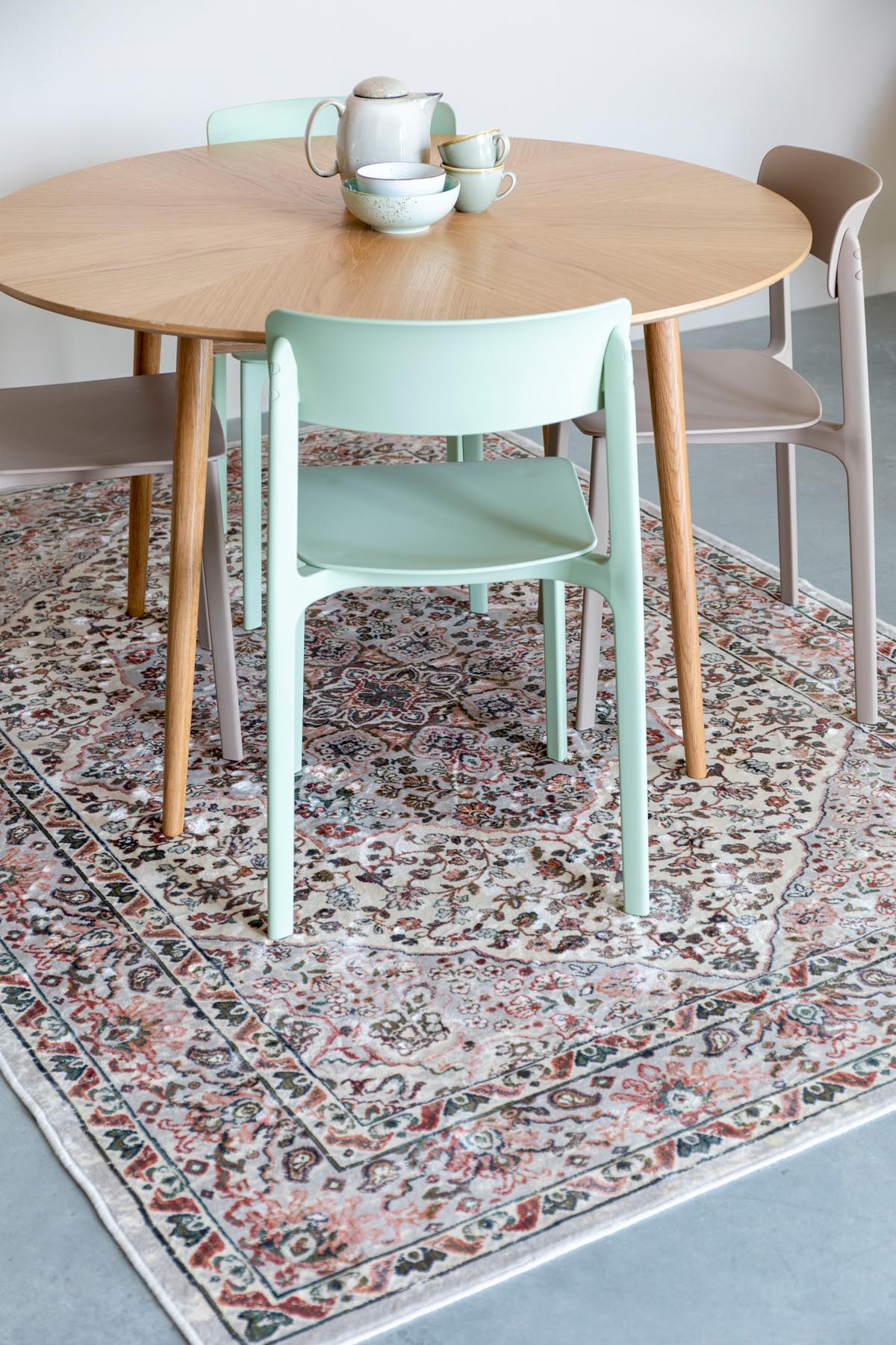 Stuhl Clive in Hellgrün präsentiert im Onlineshop von KAQTU Design AG. Stuhl ist von White Label Living