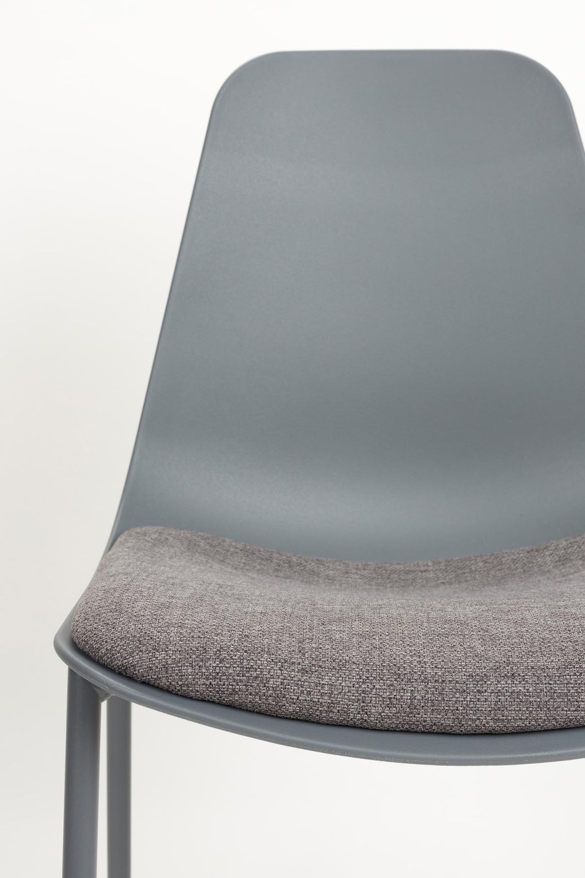 Jeffrey Stuhl in Grau präsentiert im Onlineshop von KAQTU Design AG. Stuhl ist von White Label Living