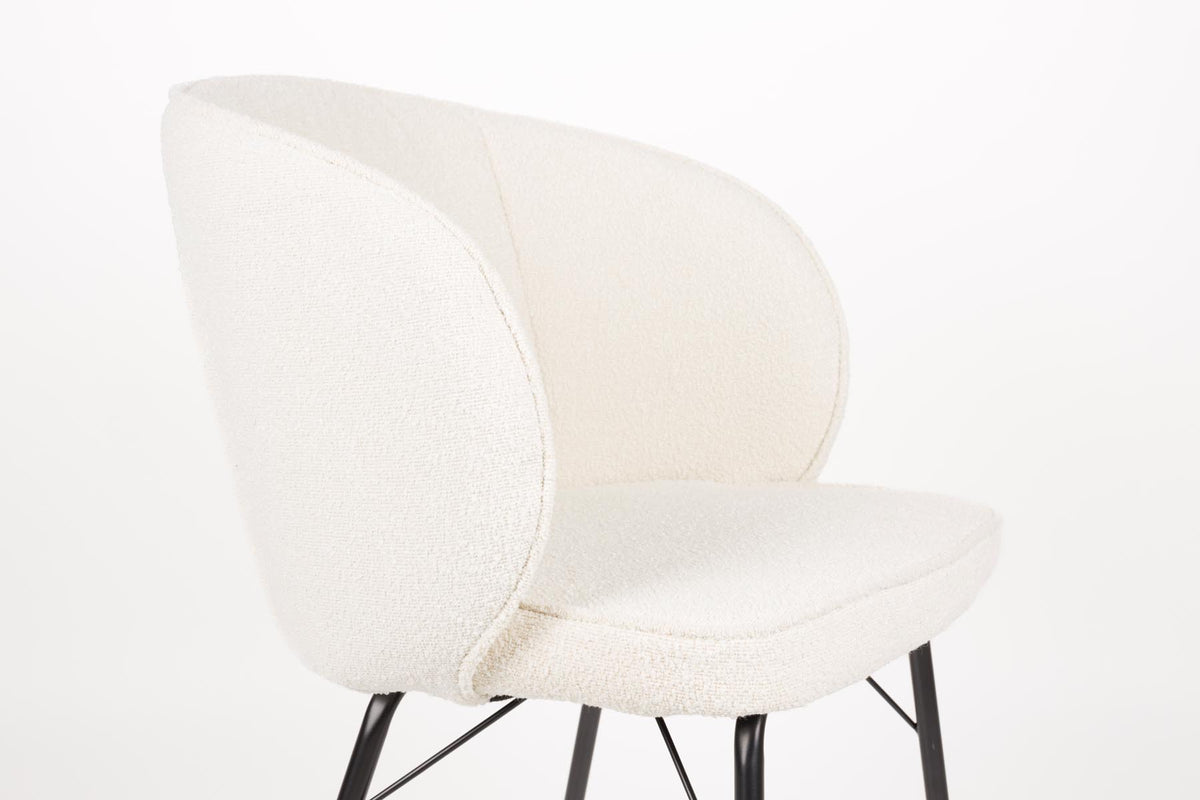 Stuhl Joa Weiss in Weiss präsentiert im Onlineshop von KAQTU Design AG. Schalenstuhl ist von White Label Living